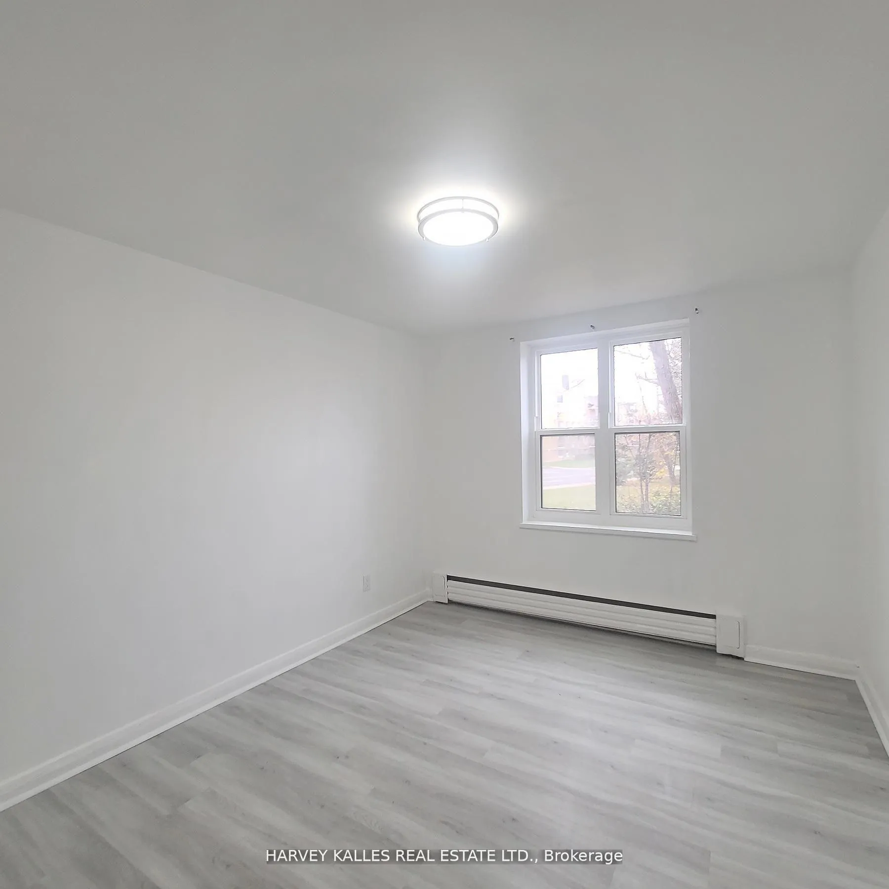 Photo 6 of Unit 2, 125 Shelborne Avenue, Toronto, Englemount-Lawrence — HOMEH