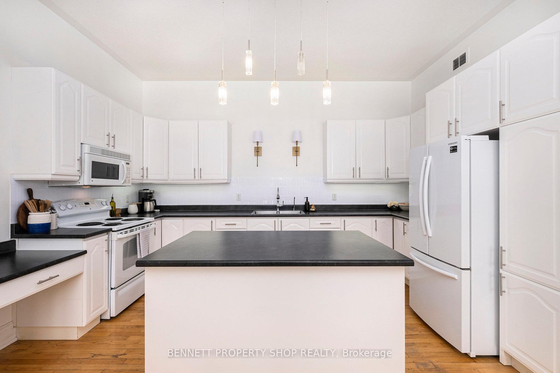 Photo 20 of 1074 Mill Ridge Road, McNab/Braeside, Mcnab/Braeside Twps — HOMEH