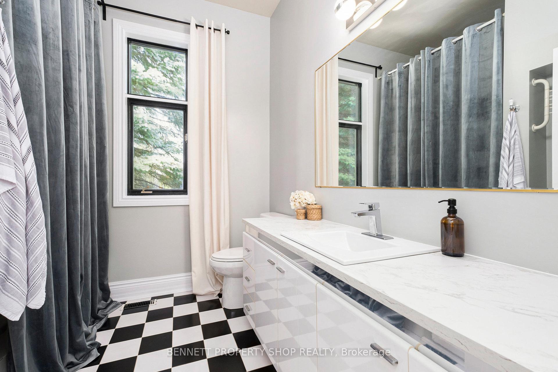 Photo 23 of 1074 Mill Ridge Road, McNab/Braeside, Mcnab/Braeside Twps — HOMEH
