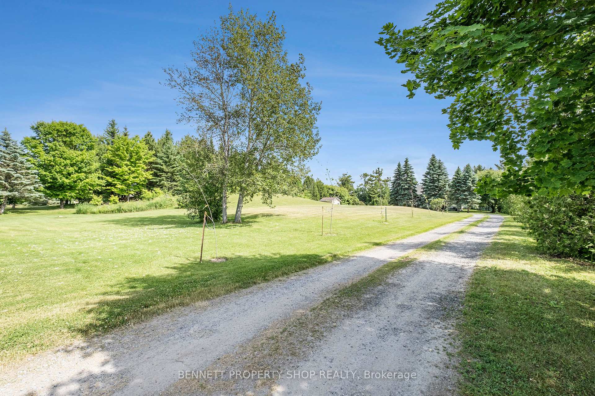 Photo 34 of 1074 Mill Ridge Road, McNab/Braeside, Mcnab/Braeside Twps — HOMEH