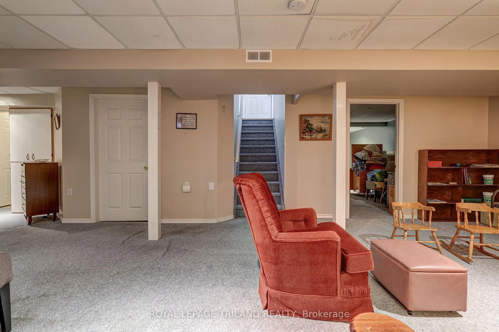 Photo 32 of 549 Wellington Street, St. Thomas — HOMEH
