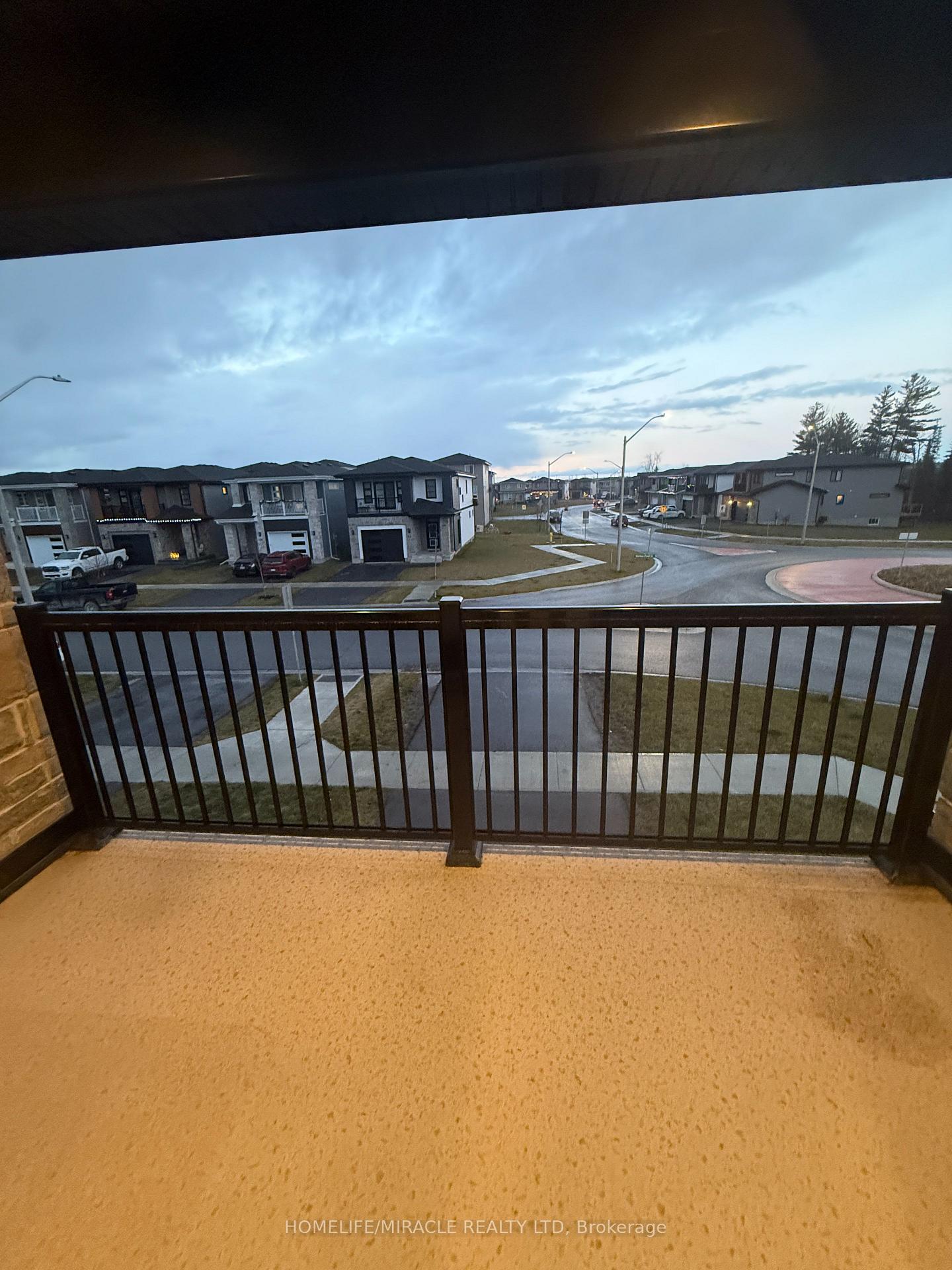 Photo 16 of 34 Walden Pond Drive, Loyalist, Amherstview — HOMEH