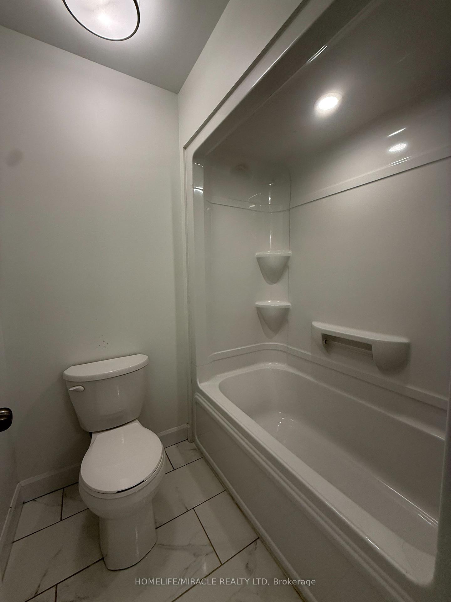Photo 19 of 34 Walden Pond Drive, Loyalist, Amherstview — HOMEH