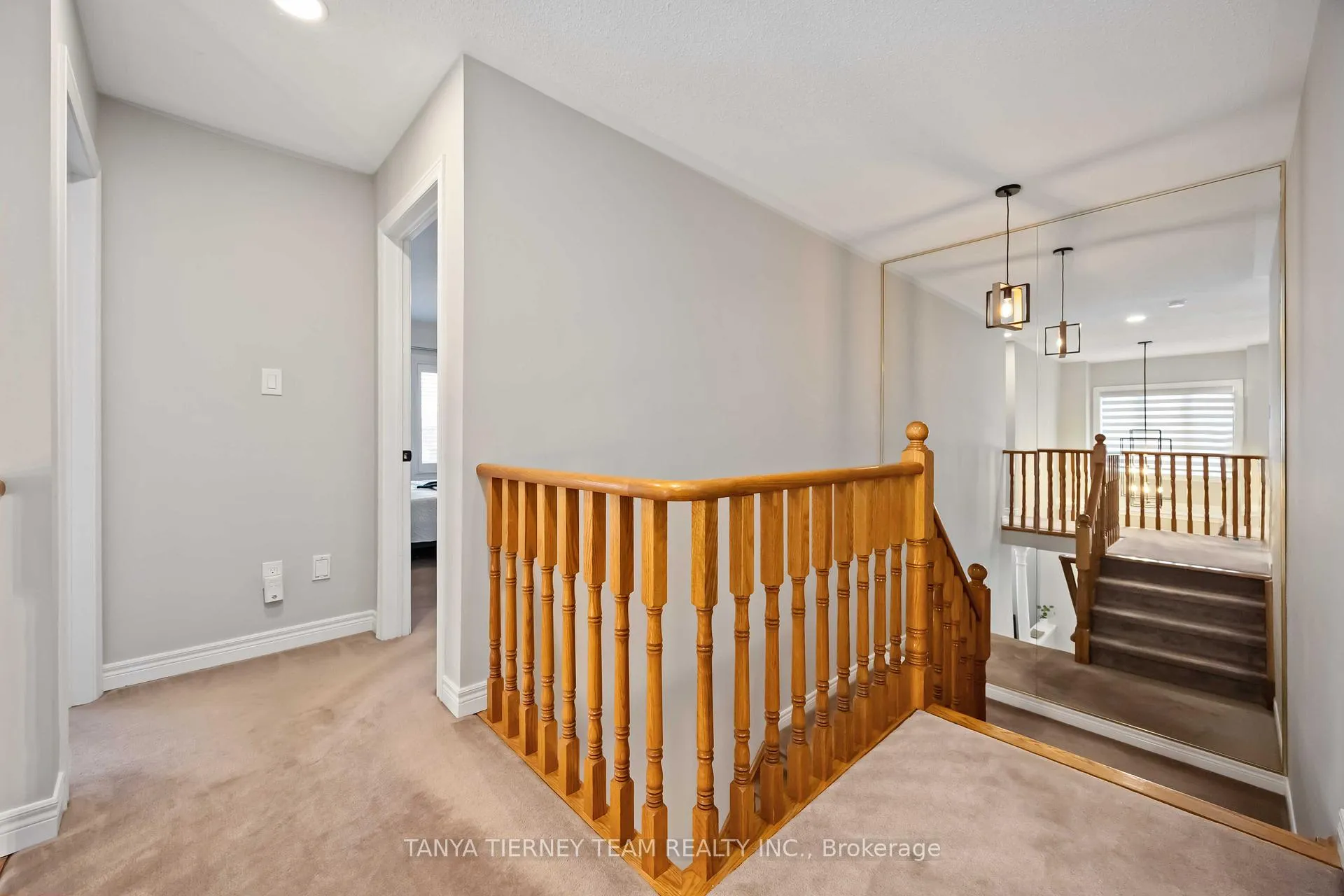 Photo 27 of 98 Bach Avenue, Whitby, Rolling Acres — HOMEH