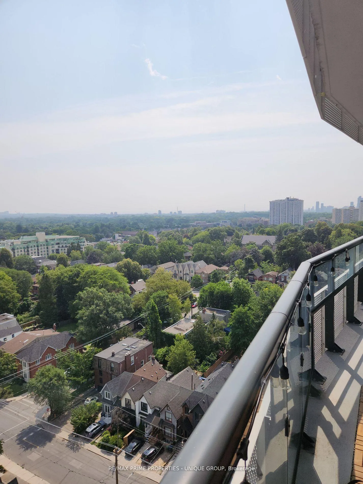Photo 12 of Unit 1401, 11 Lillian Street, Toronto, Mount Pleasant West — HOMEH