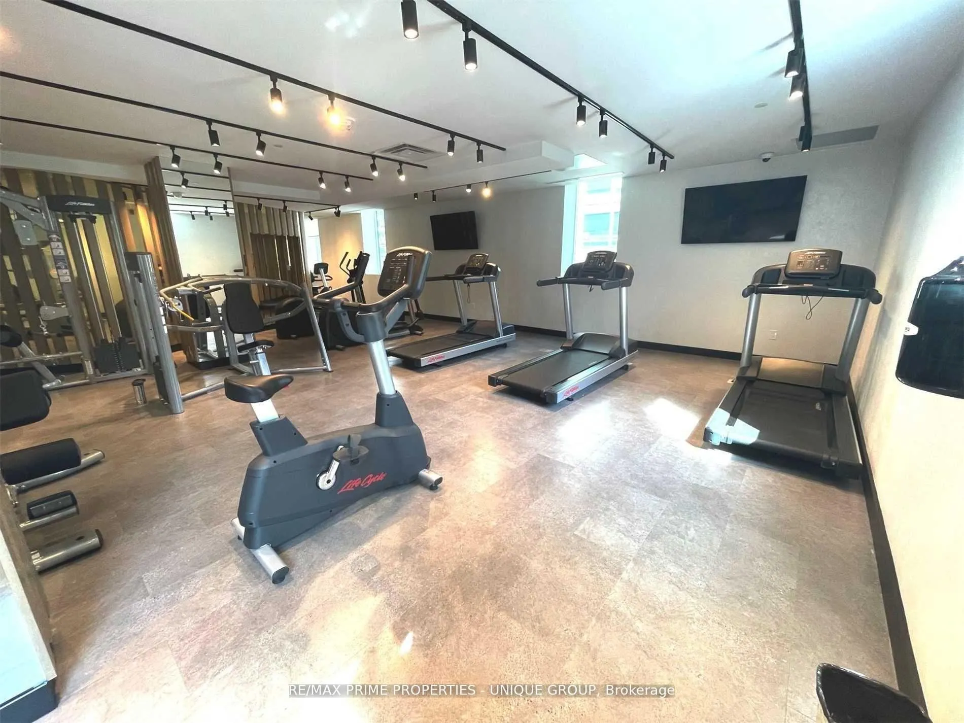 Photo 14 of Unit 1401, 11 Lillian Street, Toronto, Mount Pleasant West — HOMEH