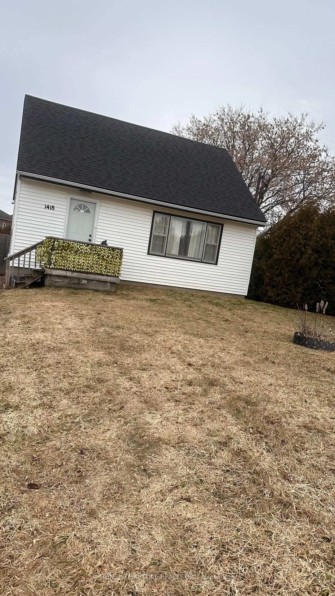 Photo 2 of 1418 Wilson Road N, Oshawa, Samac — HOMEH