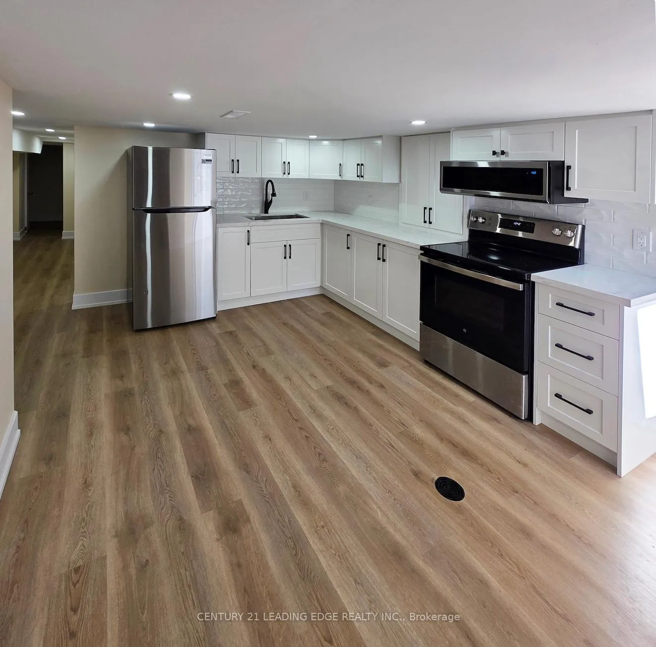 Photo 4 of Unit Bsmt, 51 Dearbourne Avenue, Toronto, North Riverdale — HOMEH