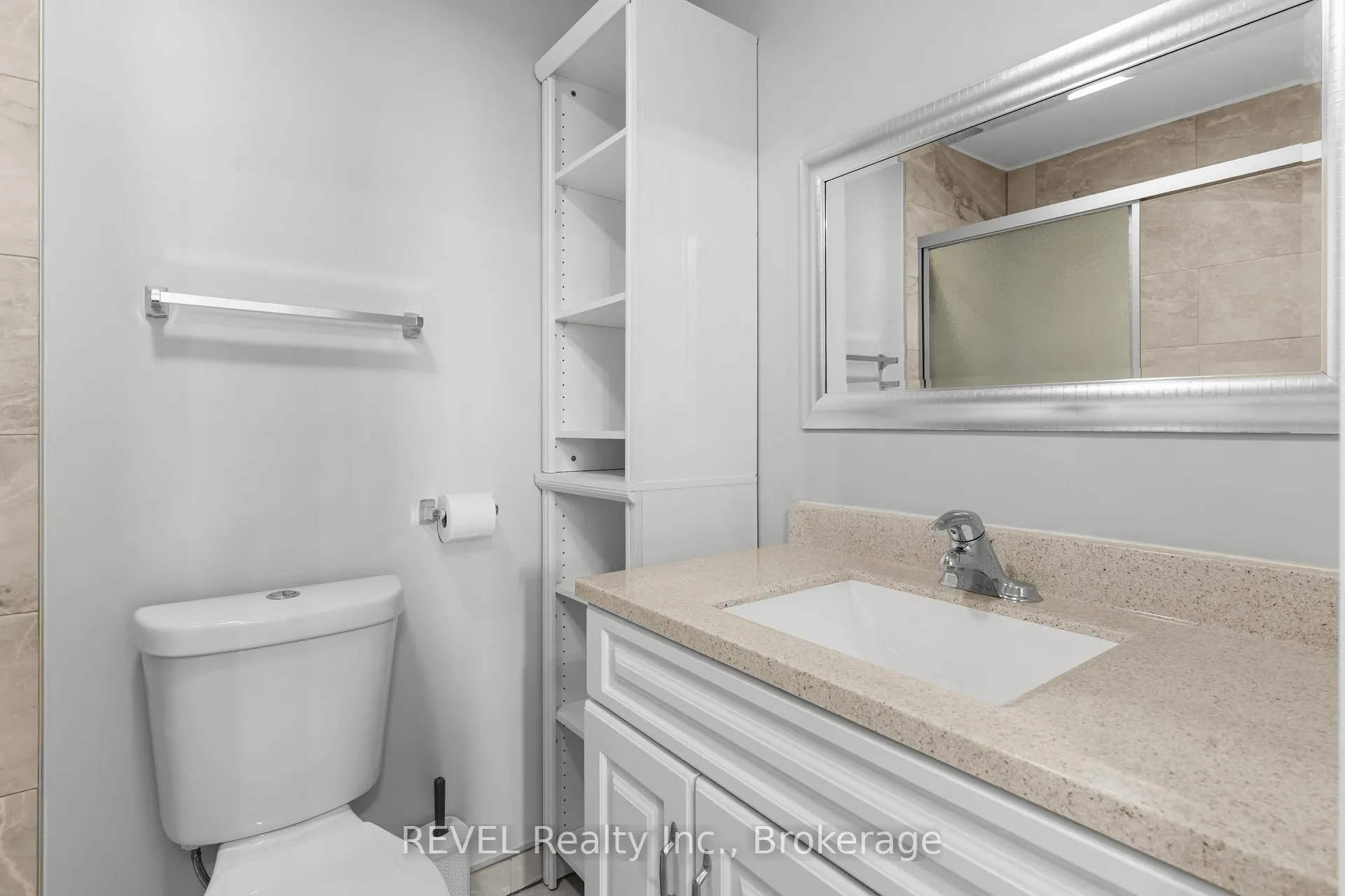 Photo 10 of 5679 Desson Avenue, Niagara Falls, Clifton Hill — HOMEH
