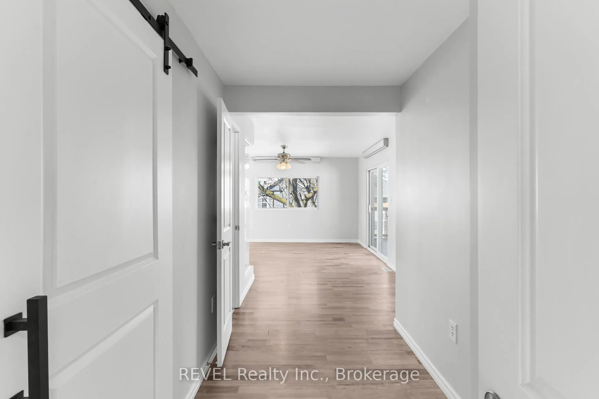 Photo 21 of 5679 Desson Avenue, Niagara Falls, Clifton Hill — HOMEH
