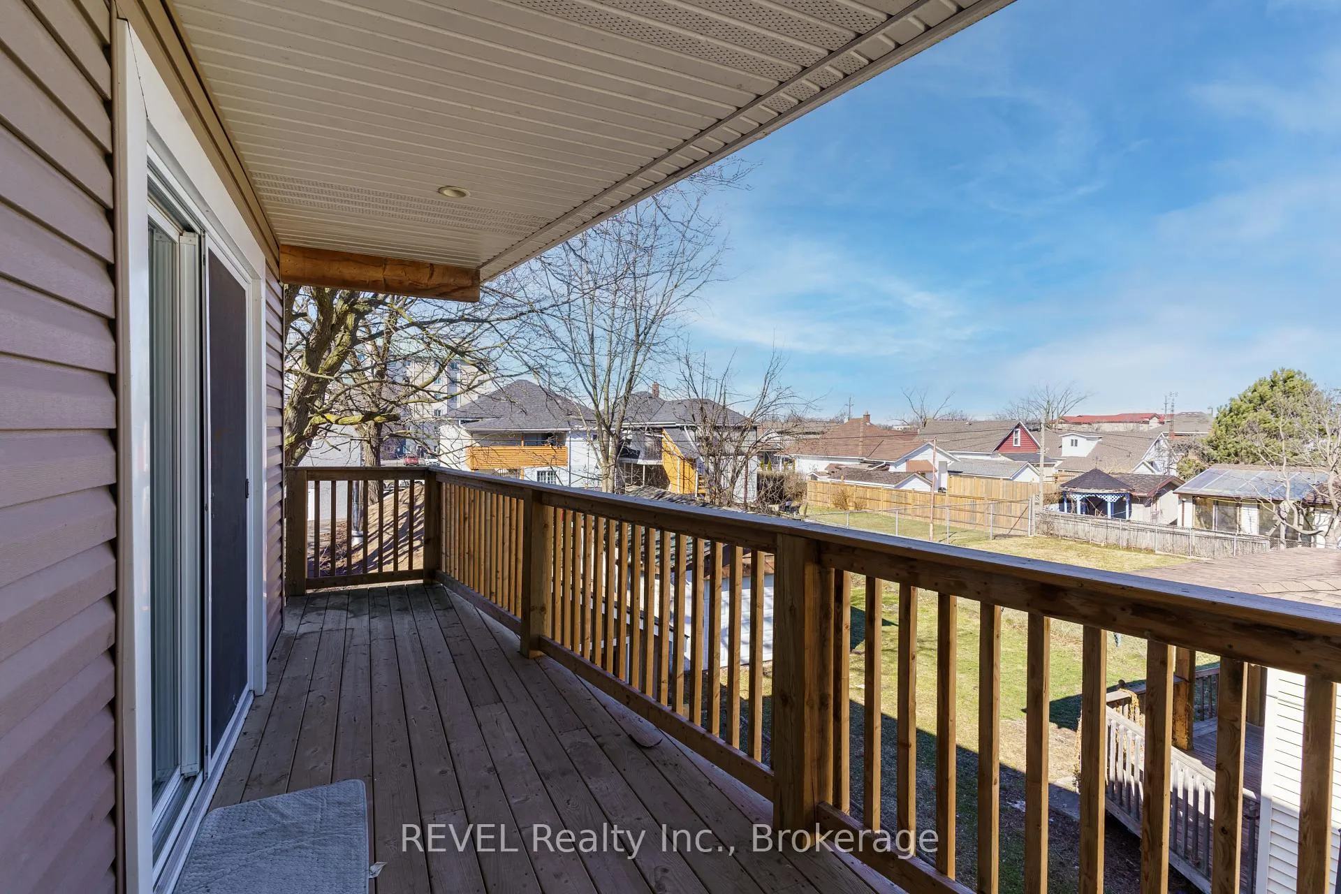 Photo 27 of 5679 Desson Avenue, Niagara Falls, Clifton Hill — HOMEH