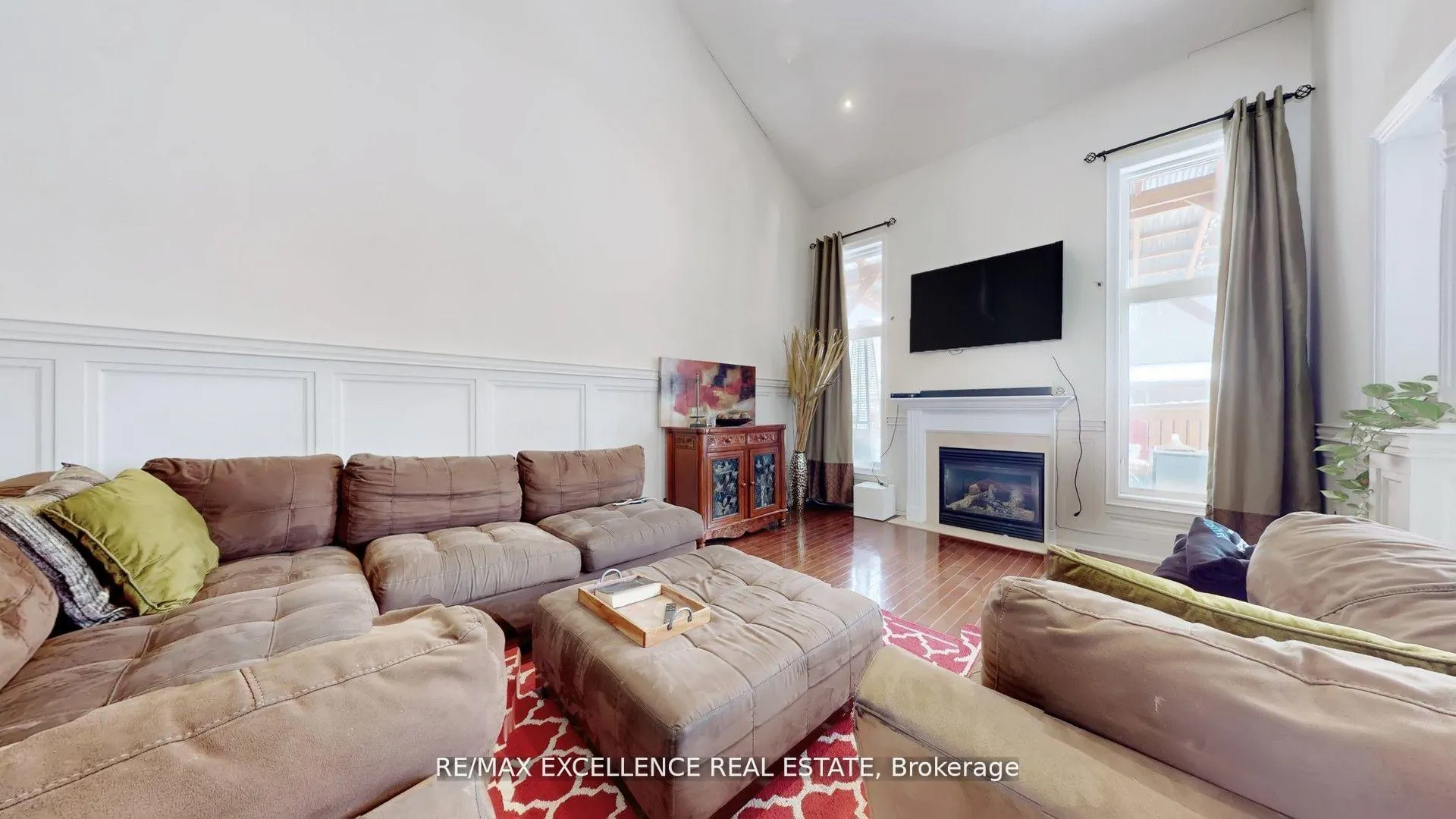 Photo 7 of 68 Bluffwood Crescent, Brampton, Bram East — HOMEH
