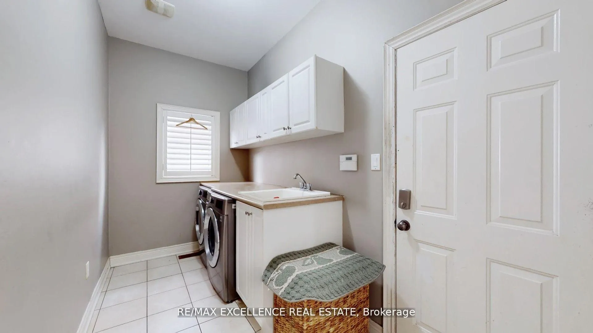 Photo 17 of 68 Bluffwood Crescent, Brampton, Bram East — HOMEH