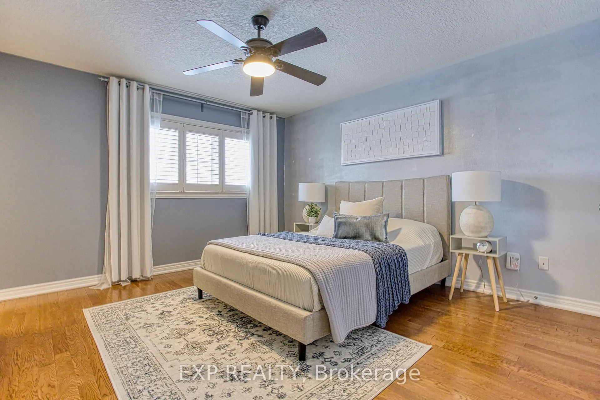 Photo 22 of 114 Marina Point Crescent, Hamilton, Winona Park — HOMEH