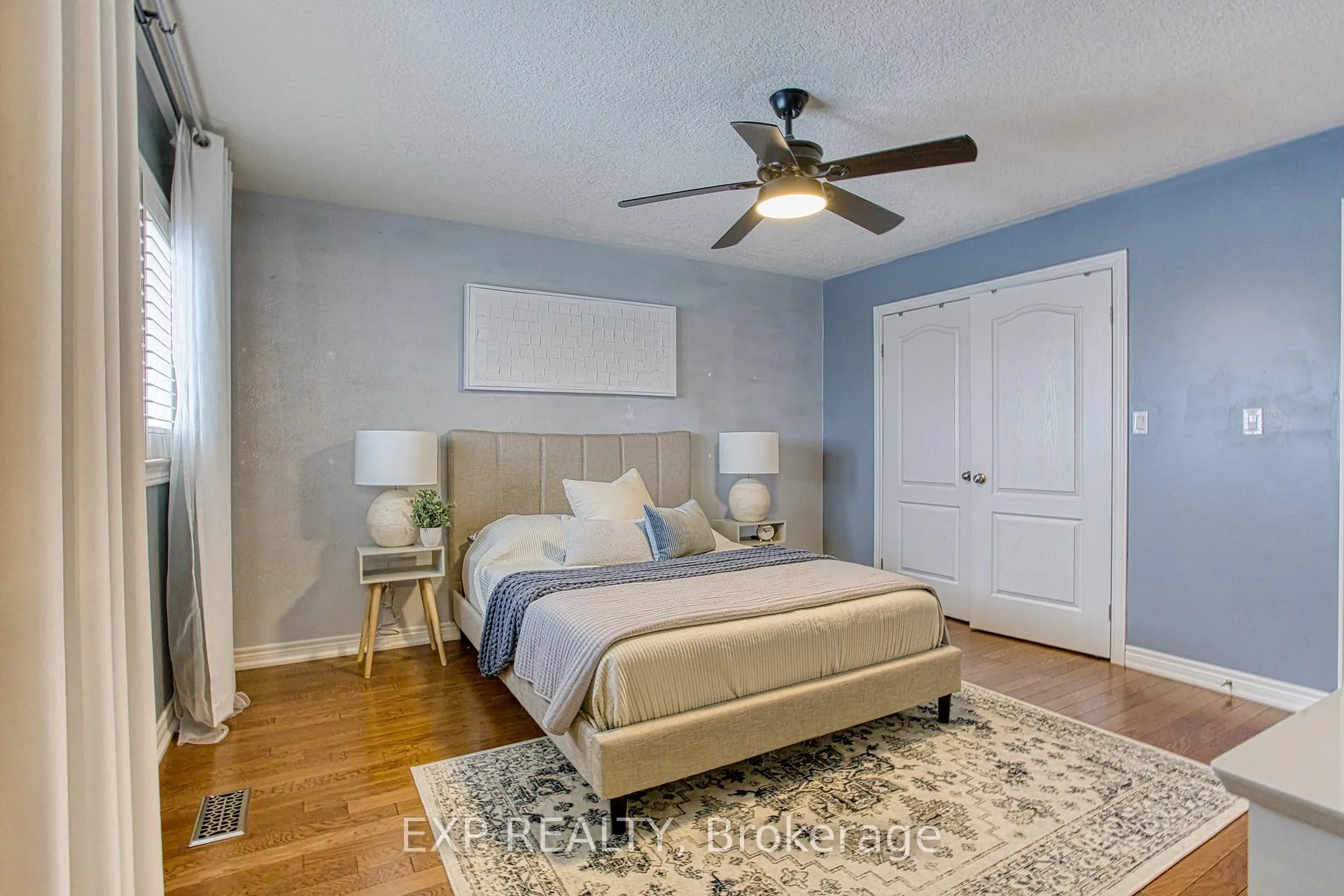 Photo 23 of 114 Marina Point Crescent, Hamilton, Winona Park — HOMEH