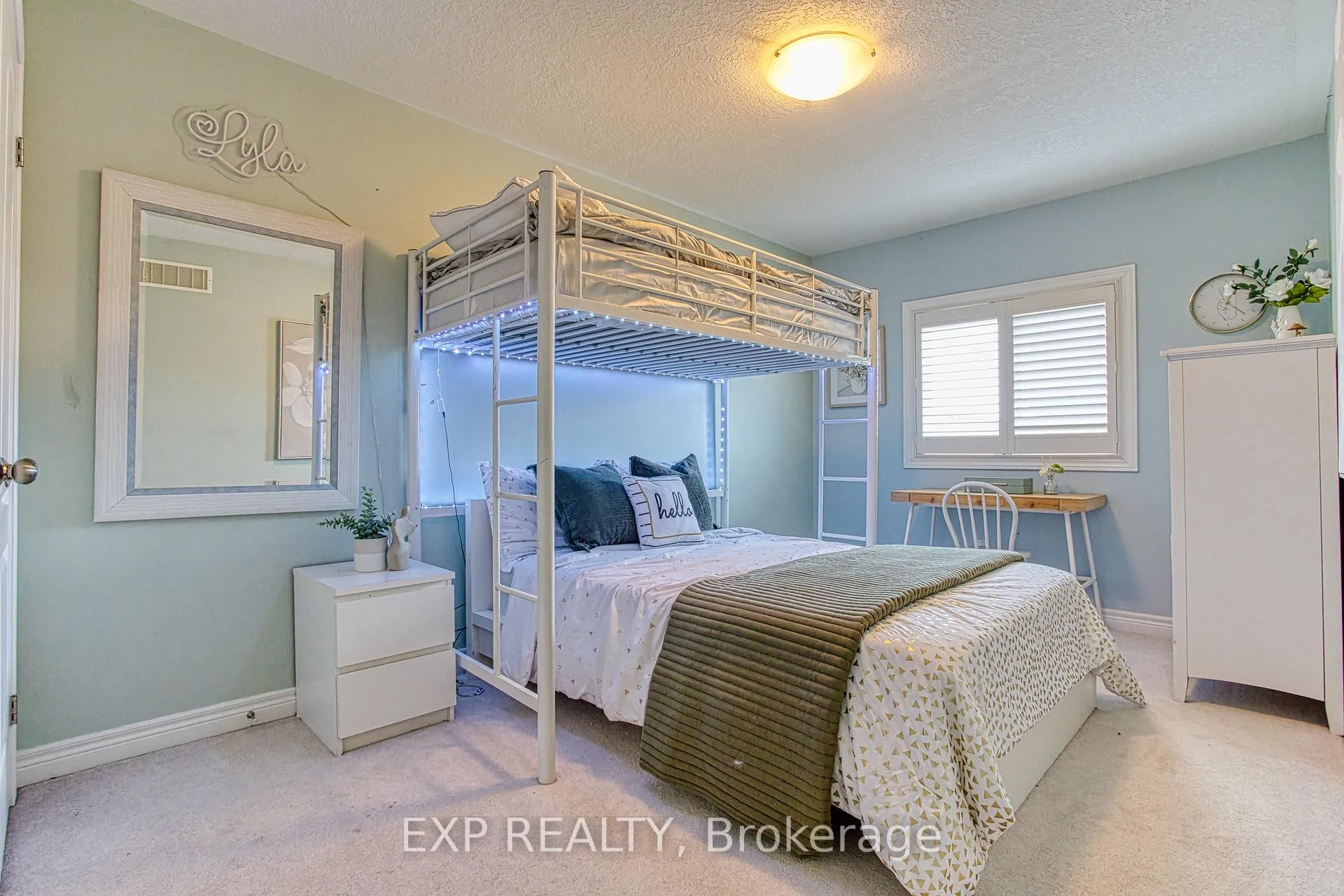 Photo 26 of 114 Marina Point Crescent, Hamilton, Winona Park — HOMEH