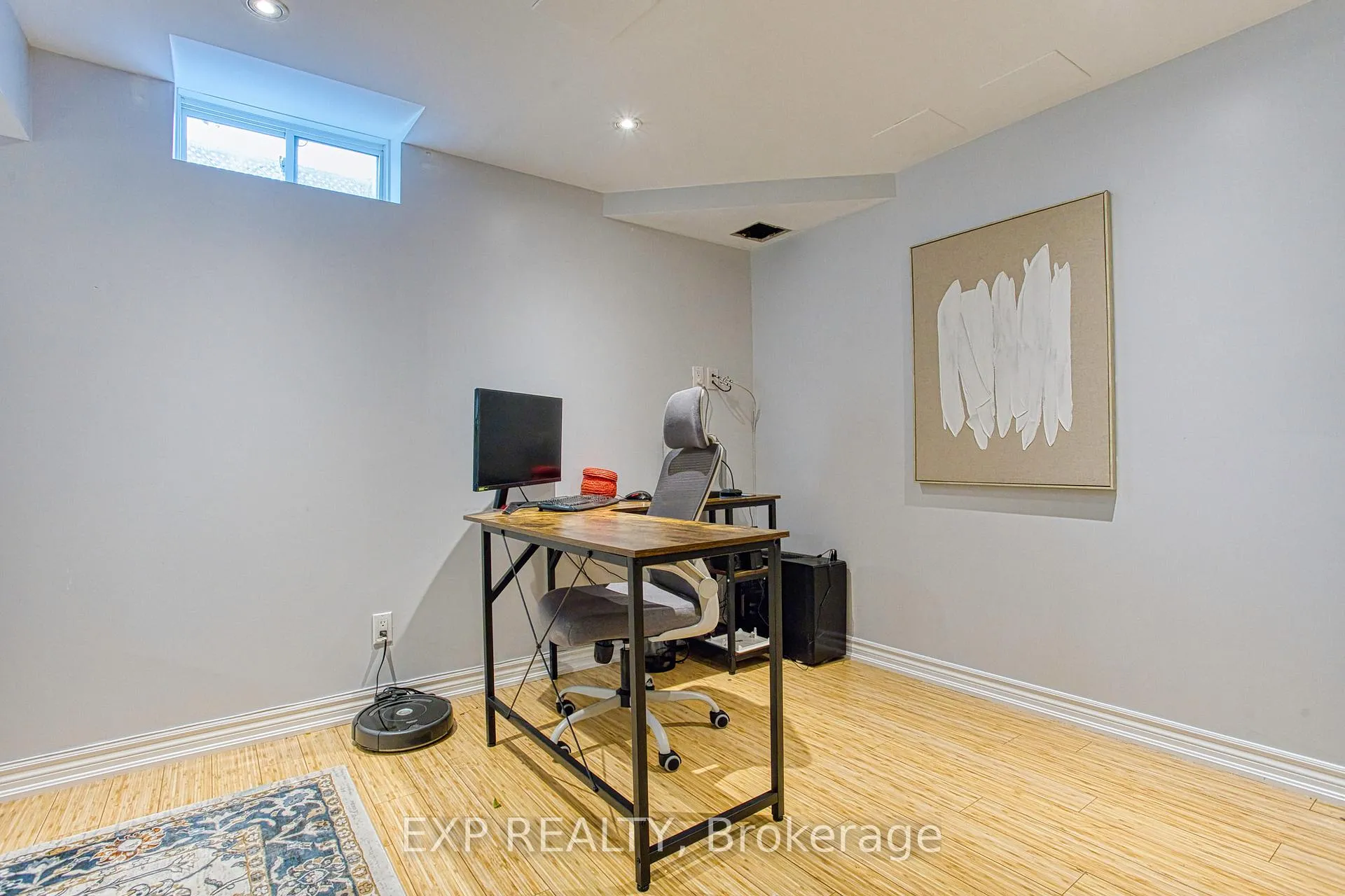 Photo 32 of 114 Marina Point Crescent, Hamilton, Winona Park — HOMEH