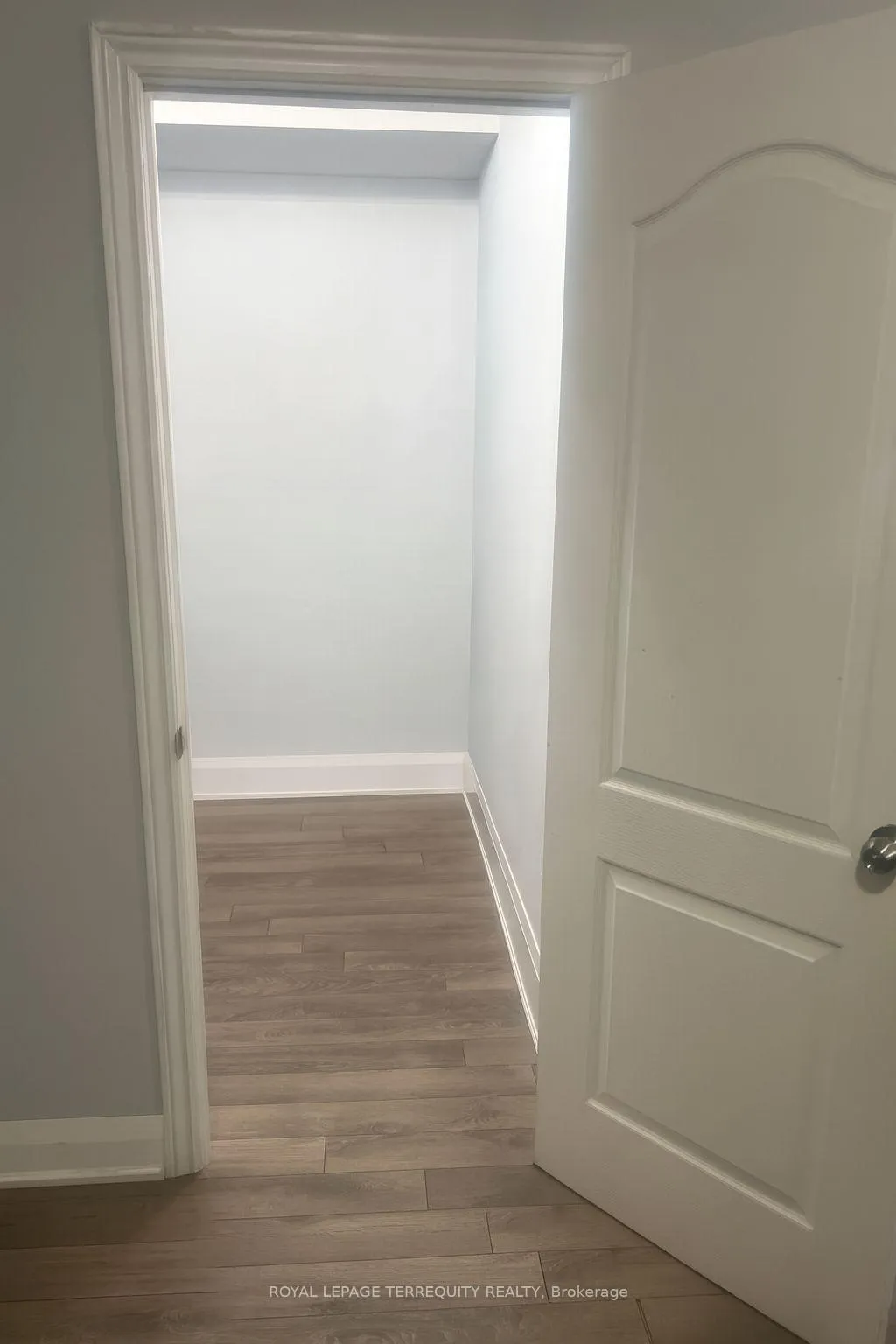 Photo 7 of Unit 704, 45 Yorkland Boulevard, Brampton, Goreway Drive Corridor — HOMEH