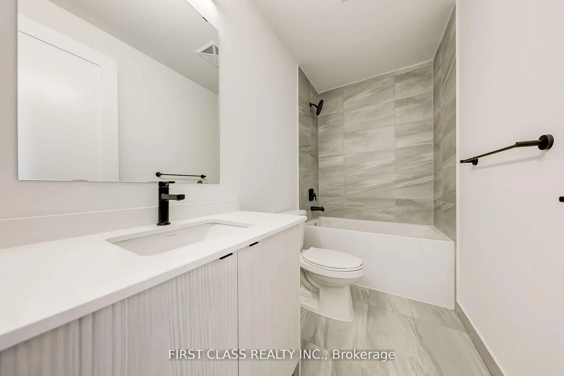 Photo 12 of Unit 904, 2369 Danforth Avenue, Toronto, East End-Danforth — HOMEH
