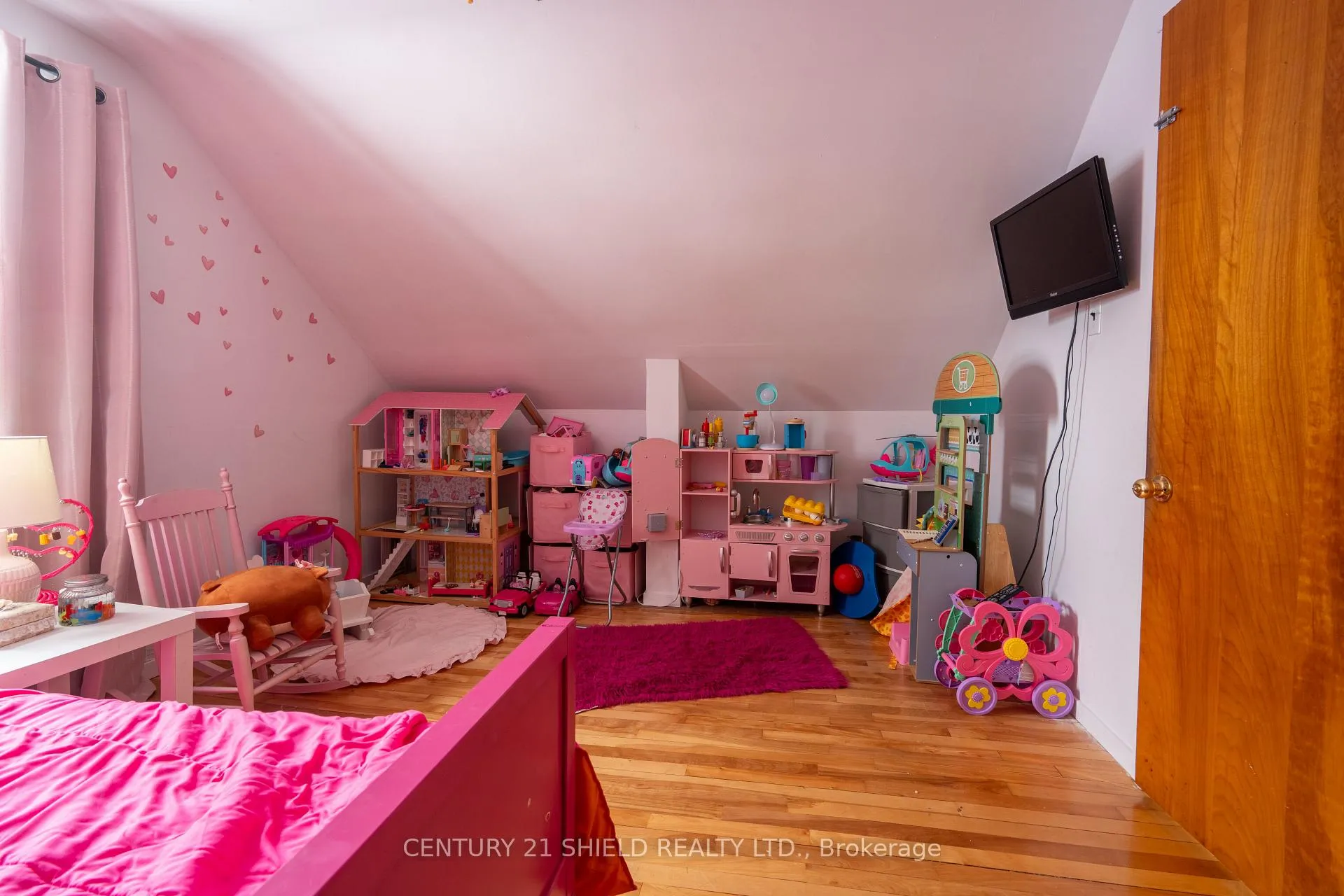 Photo 22 of 1005 Third Street E, Cornwall — HOMEH