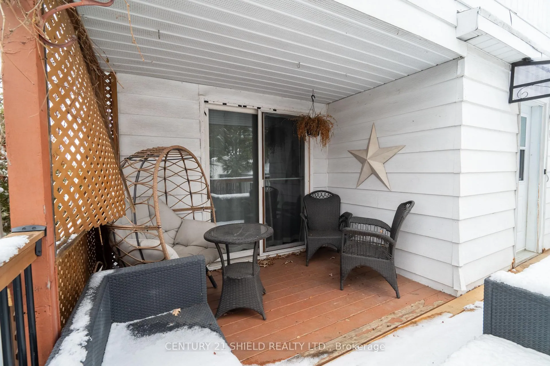 Photo 28 of 1005 Third Street E, Cornwall — HOMEH