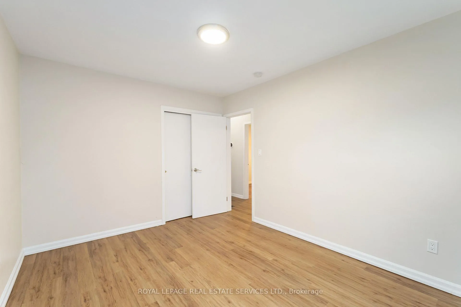 Photo 15 of Unit Main, 517 Mohawk Road W, Hamilton, Gilbert — HOMEH