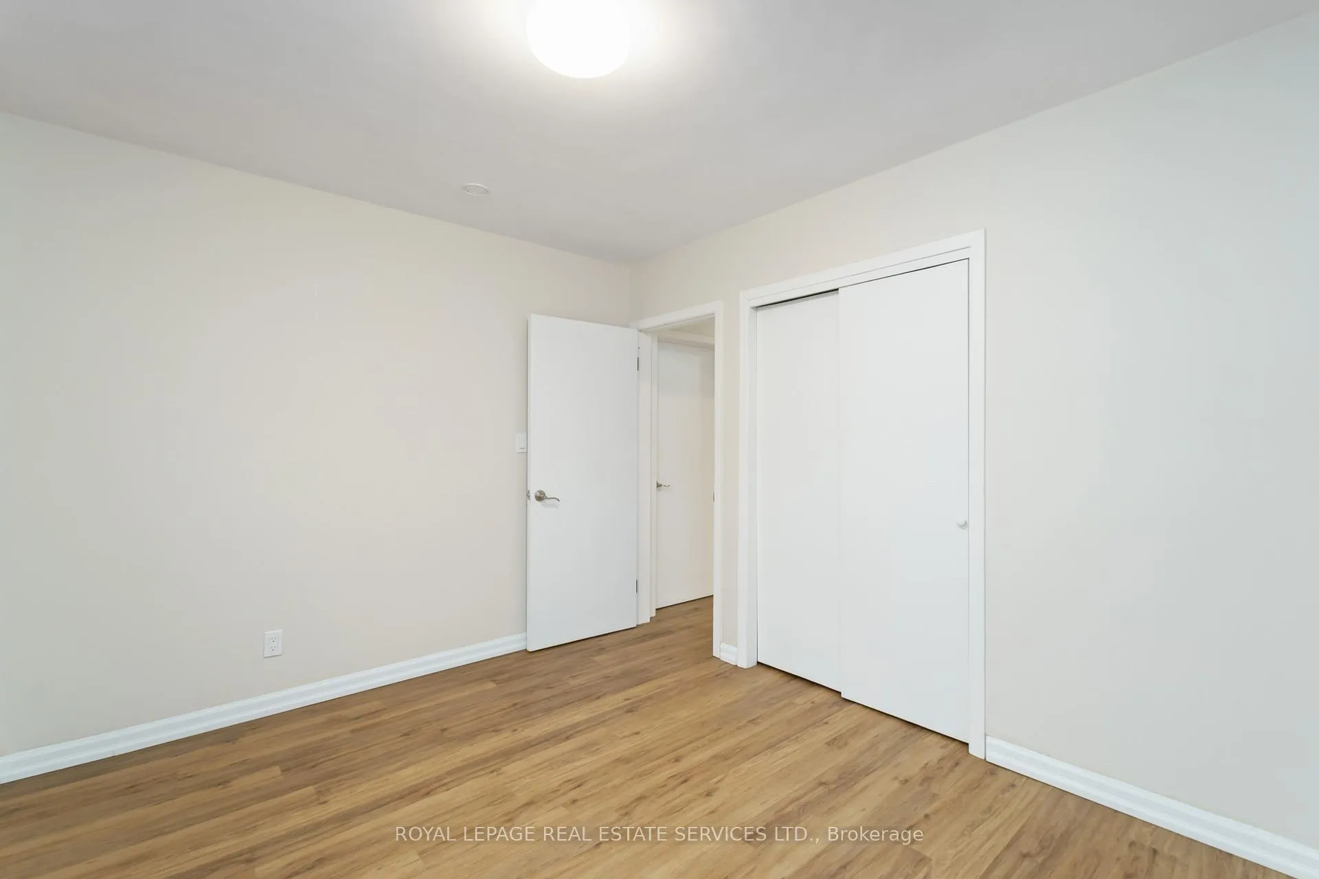 Photo 17 of Unit Main, 517 Mohawk Road W, Hamilton, Gilbert — HOMEH