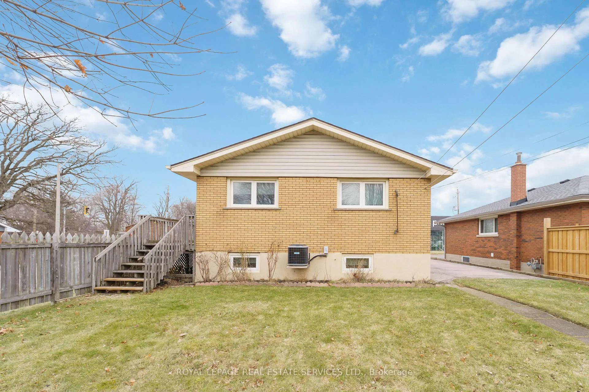 Photo 24 of Unit Main, 517 Mohawk Road W, Hamilton, Gilbert — HOMEH