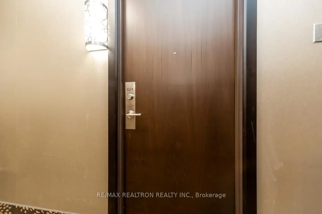 Photo 11 of Unit 624, 7608 Yonge Street, Vaughan, Crestwood-Springfarm-Yorkhill — HOMEH