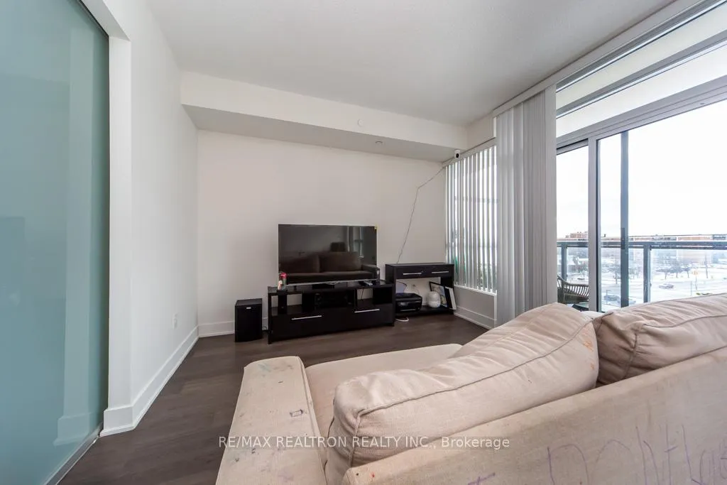 Photo 15 of Unit 624, 7608 Yonge Street, Vaughan, Crestwood-Springfarm-Yorkhill — HOMEH