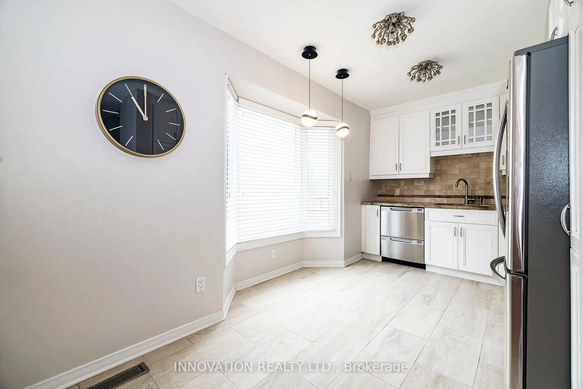 Photo 10 of 2751 Massicotte Lane, Ottawa, Emerald Woods/Sawmill Creek — HOMEH
