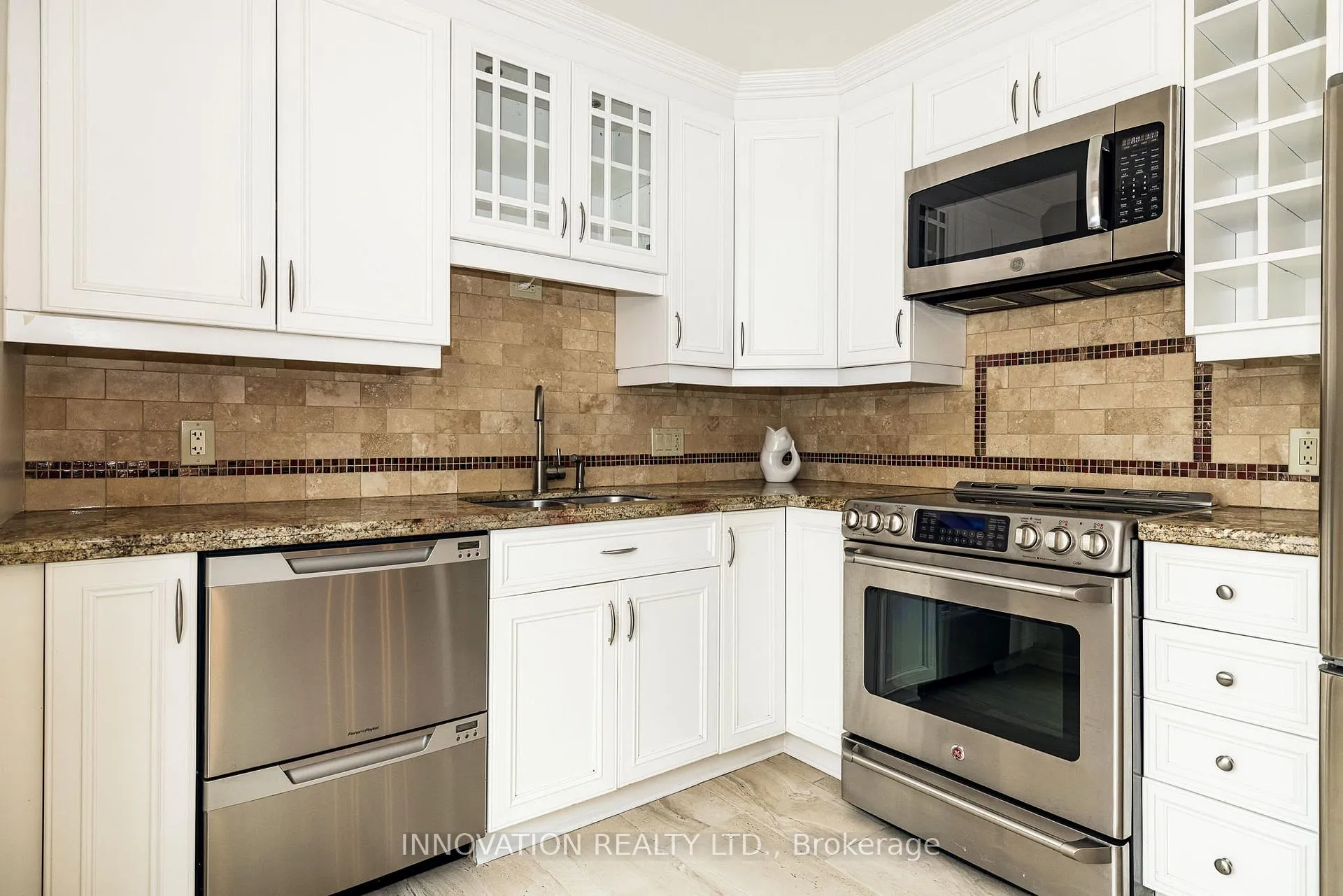 Photo 12 of 2751 Massicotte Lane, Ottawa, Emerald Woods/Sawmill Creek — HOMEH