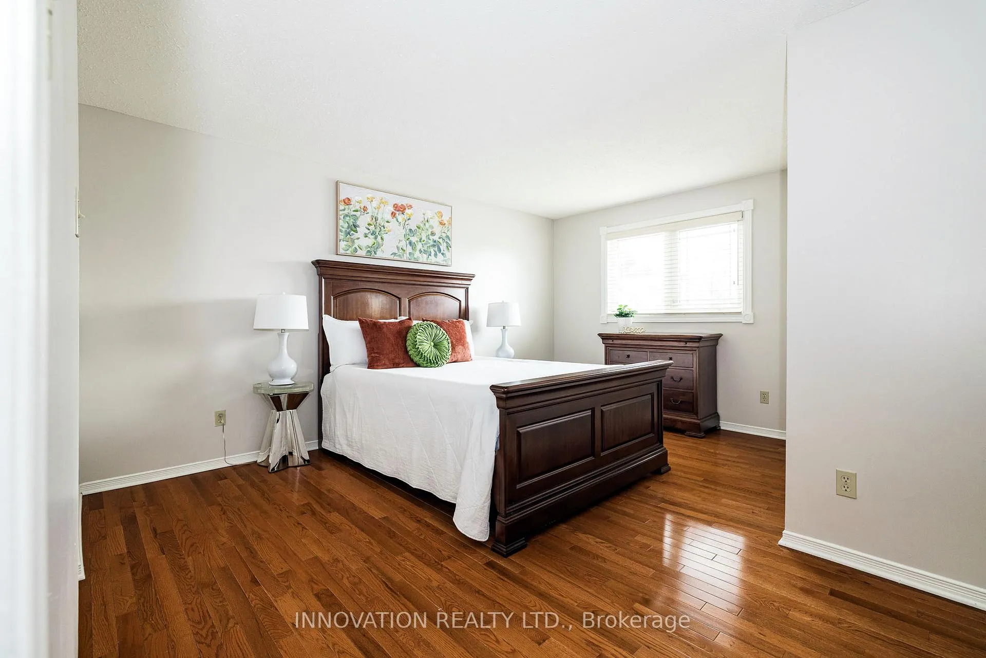 Photo 16 of 2751 Massicotte Lane, Ottawa, Emerald Woods/Sawmill Creek — HOMEH
