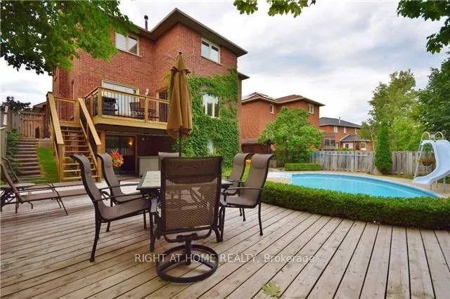 Photo 17 of 19 Willowbrook Drive, Whitby, Pringle Creek — HOMEH