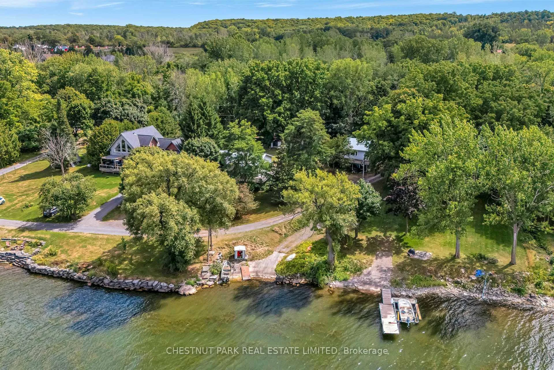 Photo 4 of 84-88 Munroe Lane, Prince Edward County, Hallowell — HOMEH