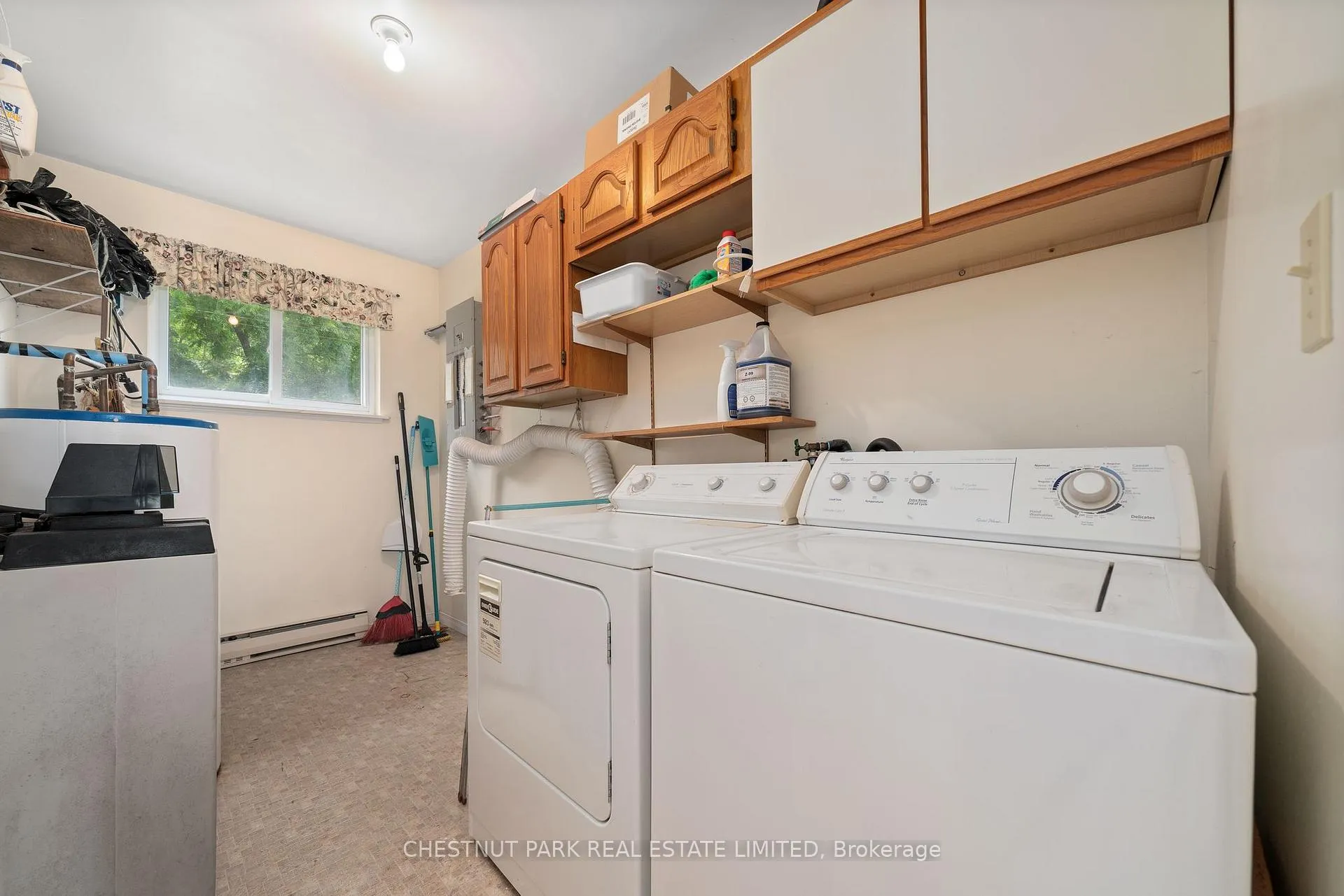 Photo 20 of 84-88 Munroe Lane, Prince Edward County, Hallowell — HOMEH