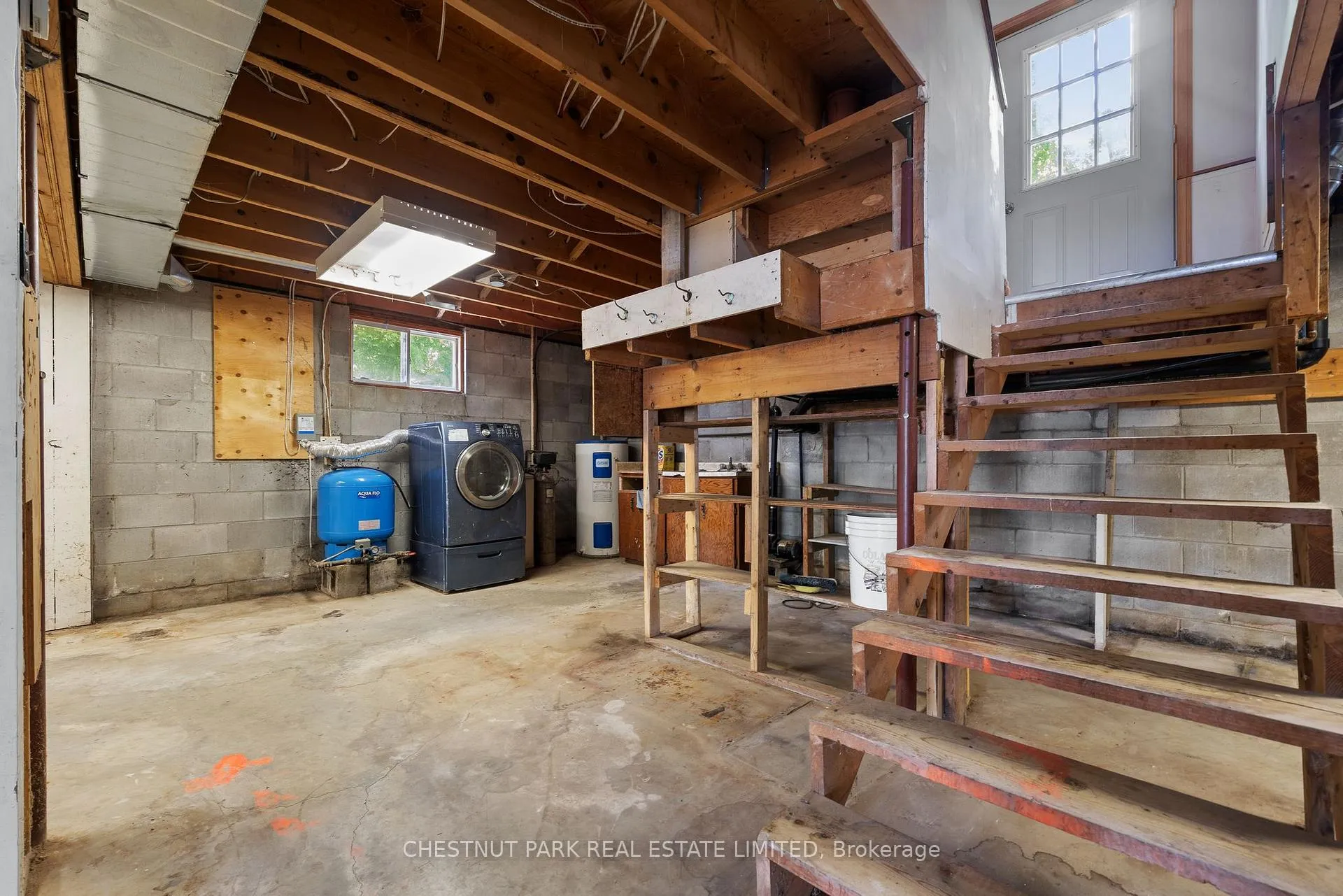 Photo 33 of 84-88 Munroe Lane, Prince Edward County, Hallowell — HOMEH