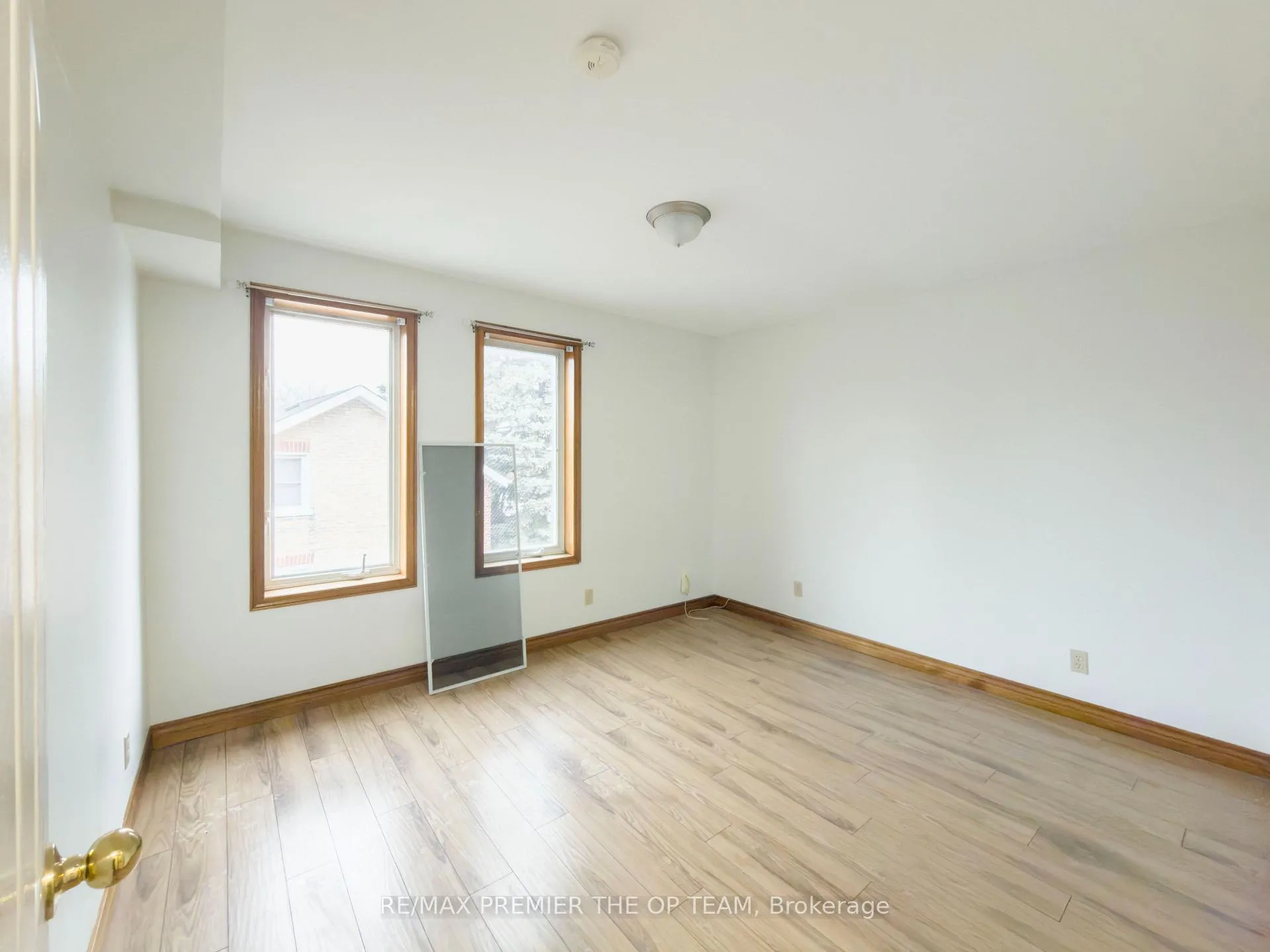 Photo 13 of Unit 4, 2311 Major Mackenzie Drive W, Vaughan, Maple — HOMEH