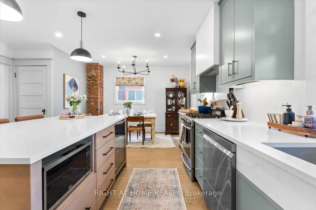 Photo 13 of 143 Russell Avenue, St. Catharines, Downtown — HOMEH