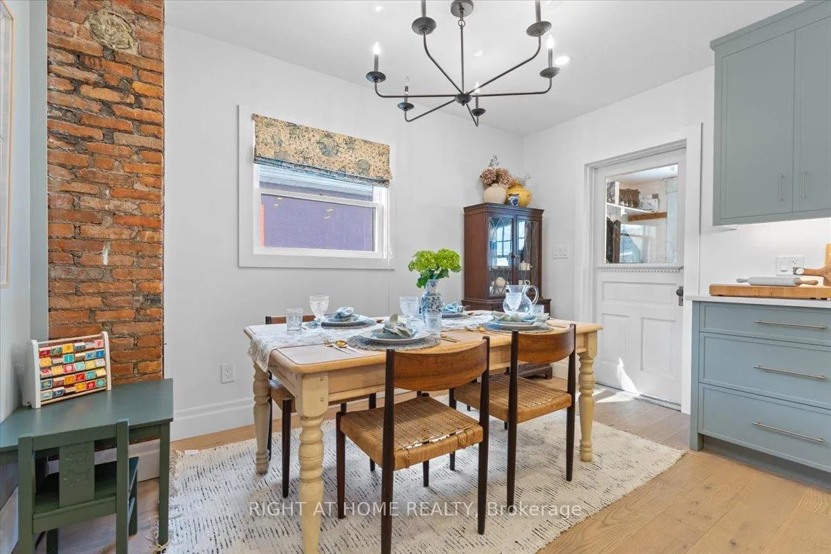 Photo 17 of 143 Russell Avenue, St. Catharines, Downtown — HOMEH