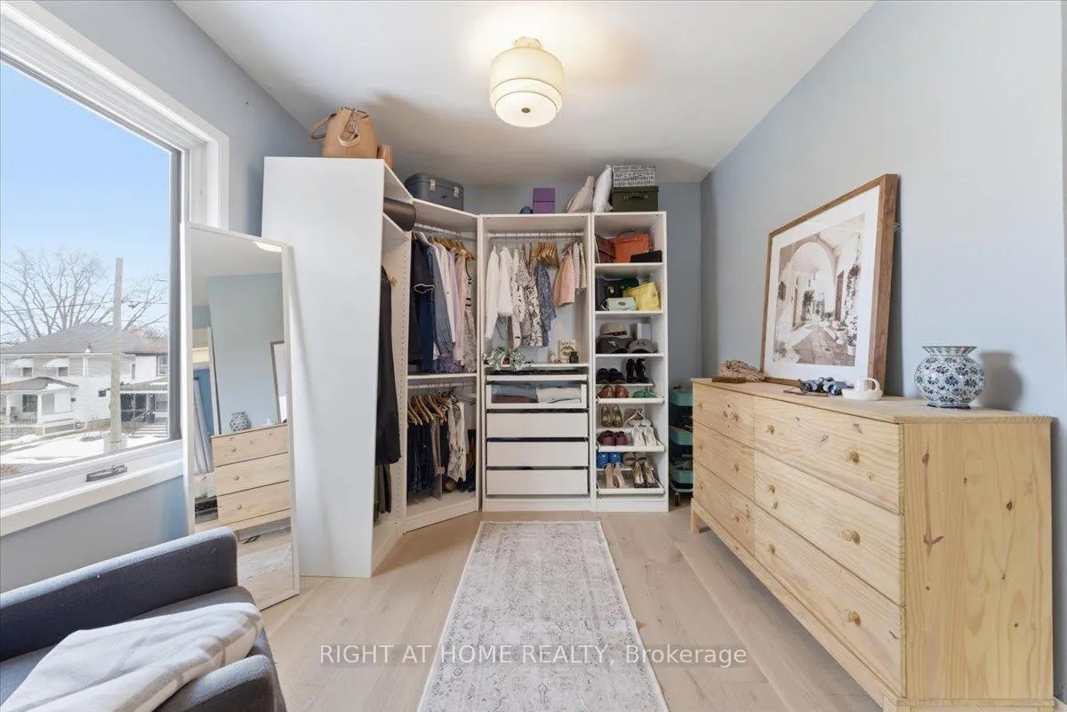 Photo 23 of 143 Russell Avenue, St. Catharines, Downtown — HOMEH