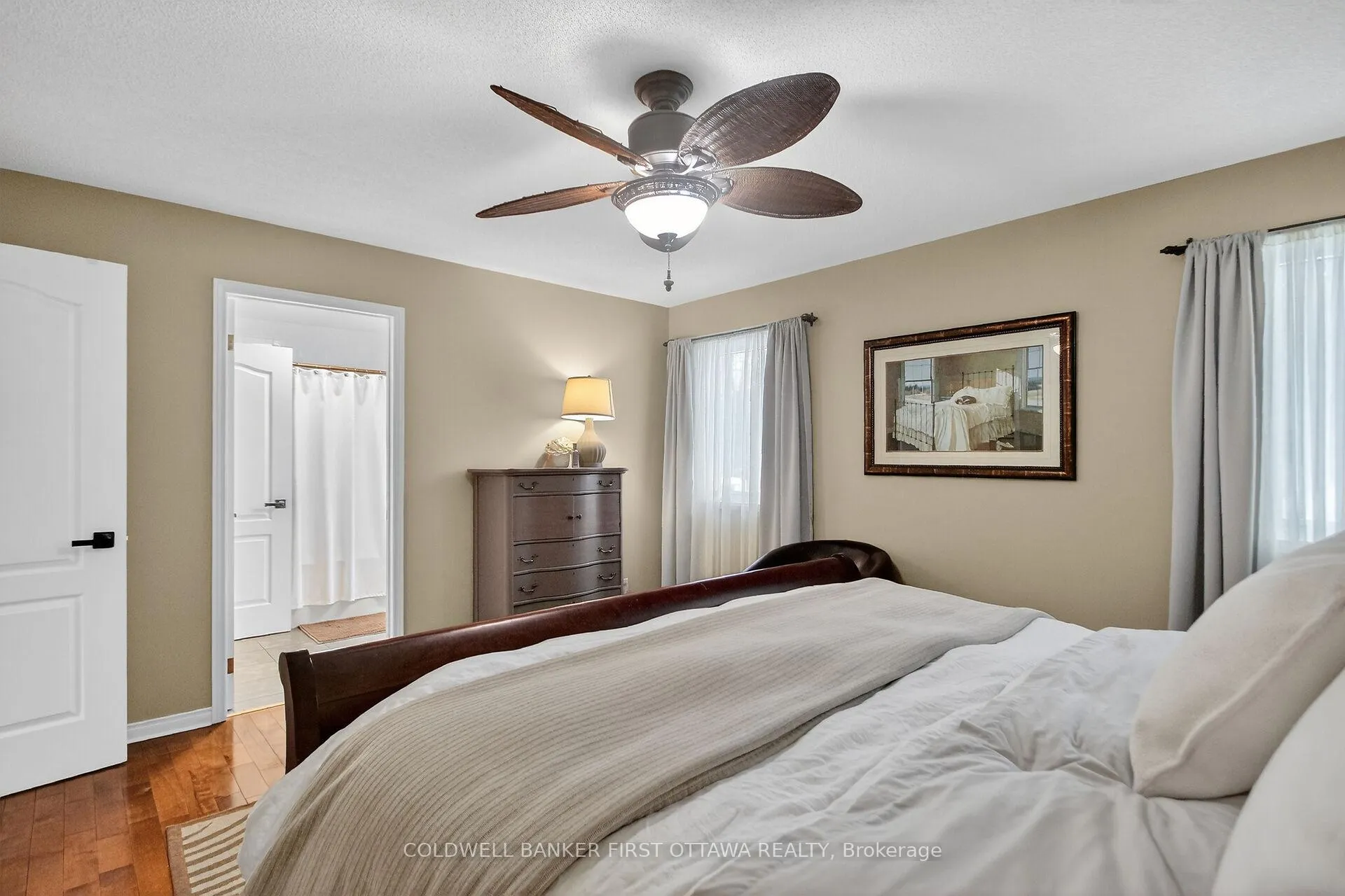 Photo 16 of 2960 Ernside Crescent, Ottawa, Cumberland Estates — HOMEH