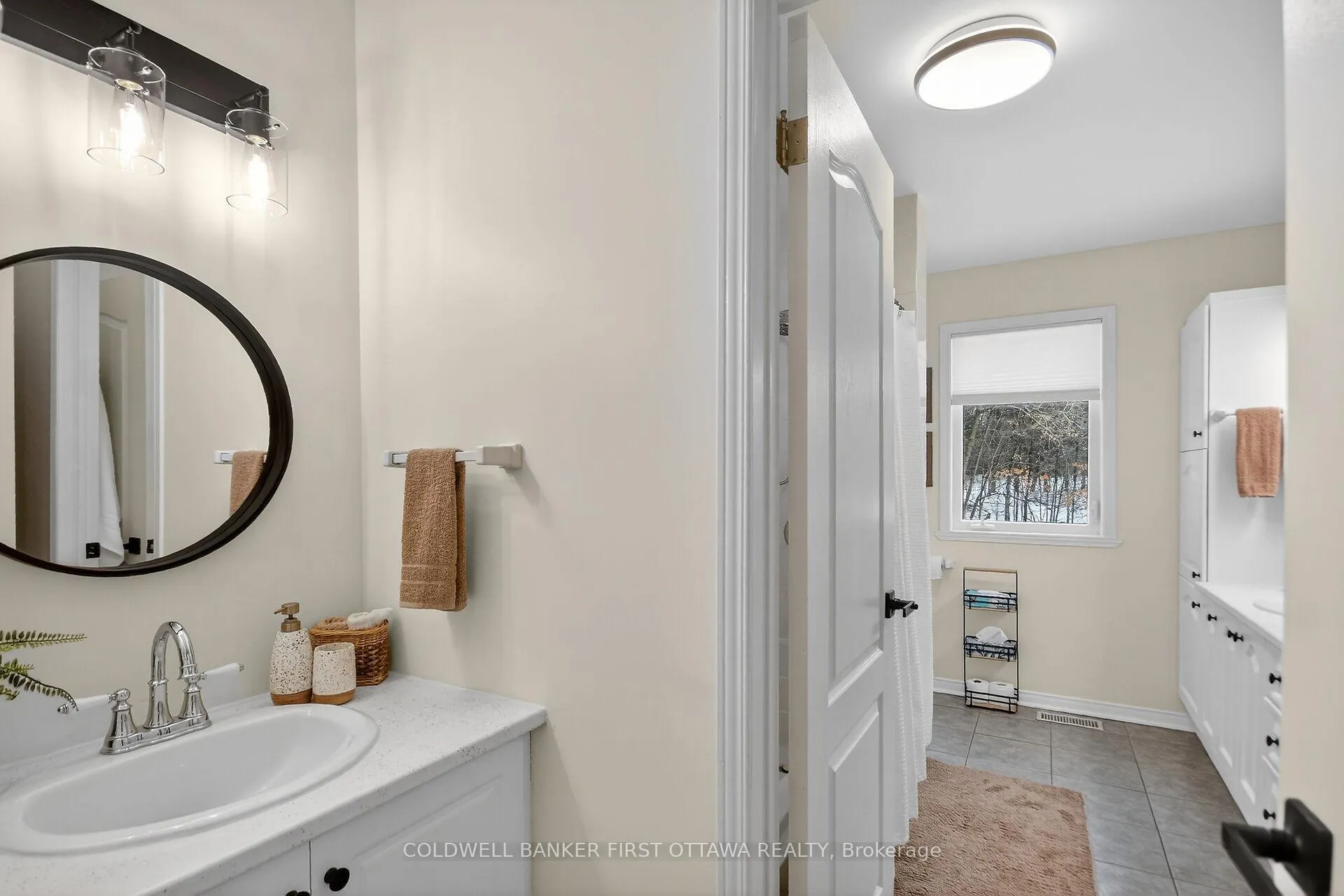 Photo 20 of 2960 Ernside Crescent, Ottawa, Cumberland Estates — HOMEH