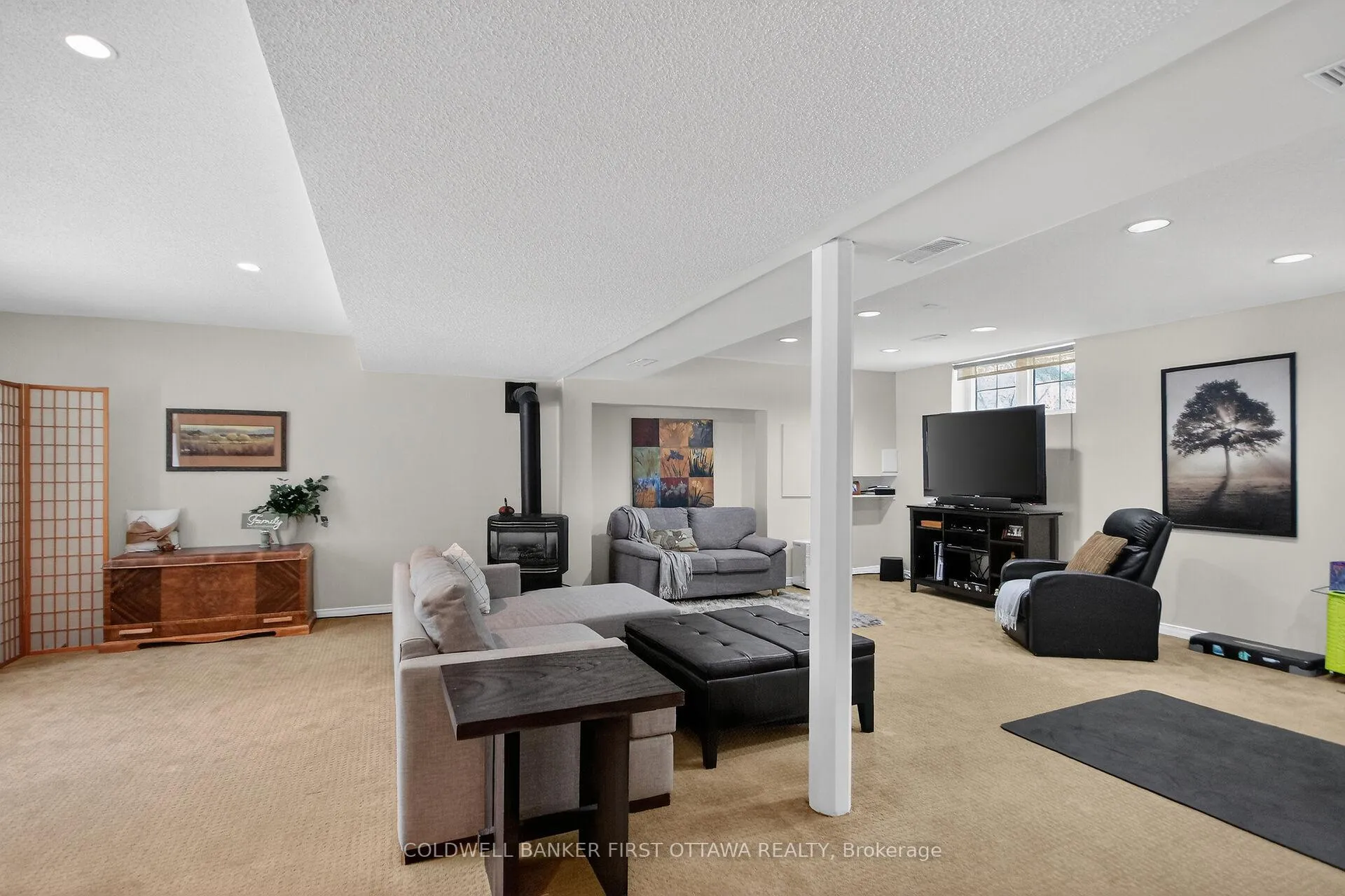 Photo 26 of 2960 Ernside Crescent, Ottawa, Cumberland Estates — HOMEH