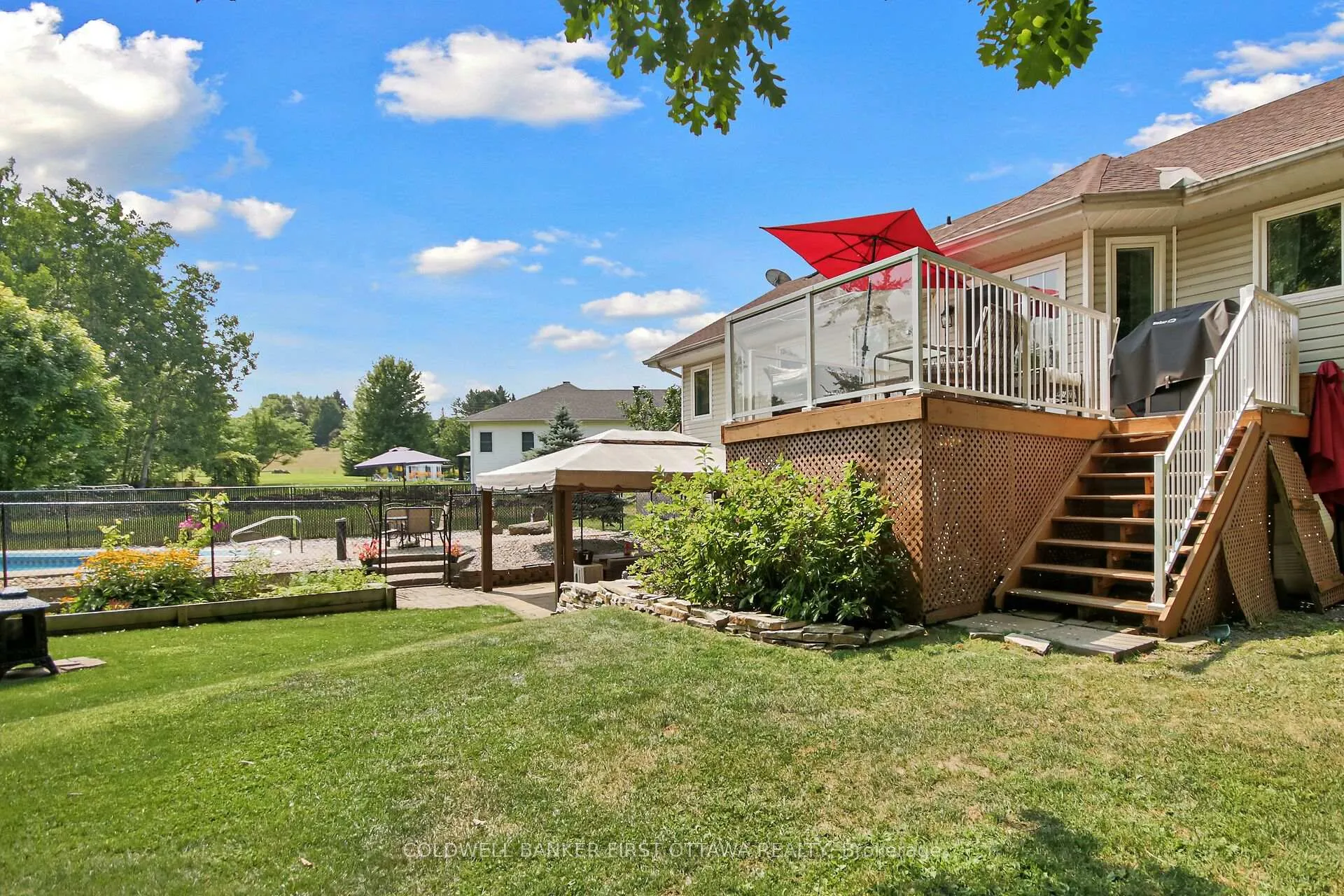 Photo 41 of 2960 Ernside Crescent, Ottawa, Cumberland Estates — HOMEH