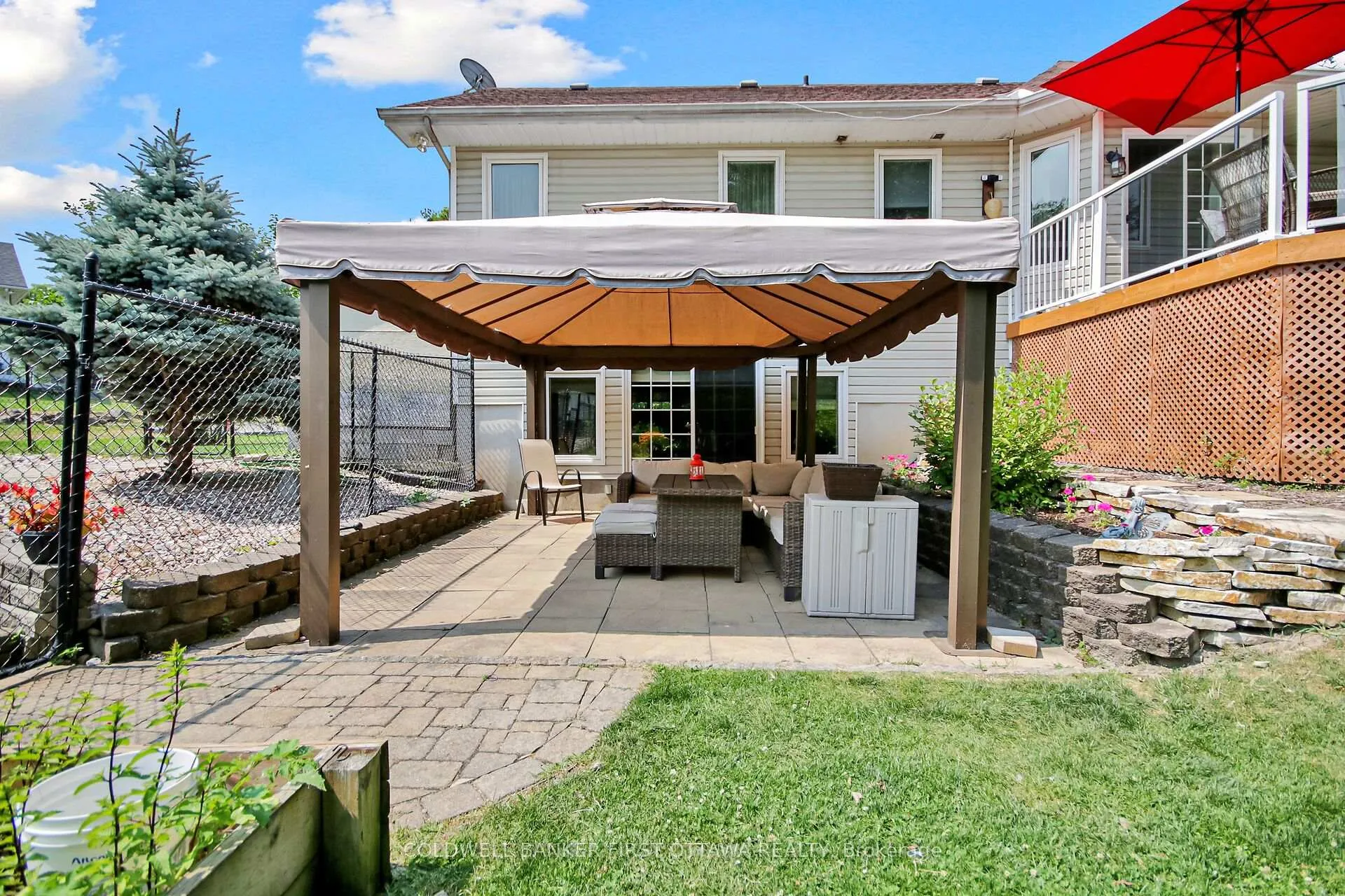 Photo 42 of 2960 Ernside Crescent, Ottawa, Cumberland Estates — HOMEH
