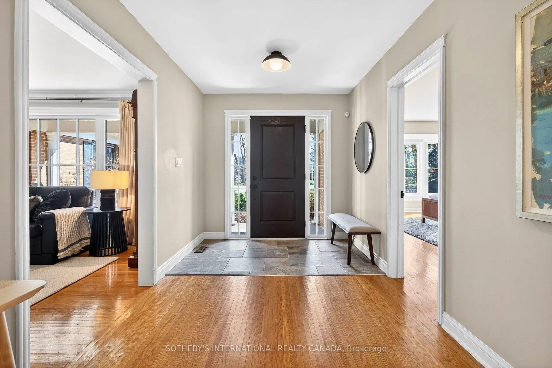 Photo 6 of 1582 Frontenac Place, Burlington, Tyandaga — HOMEH
