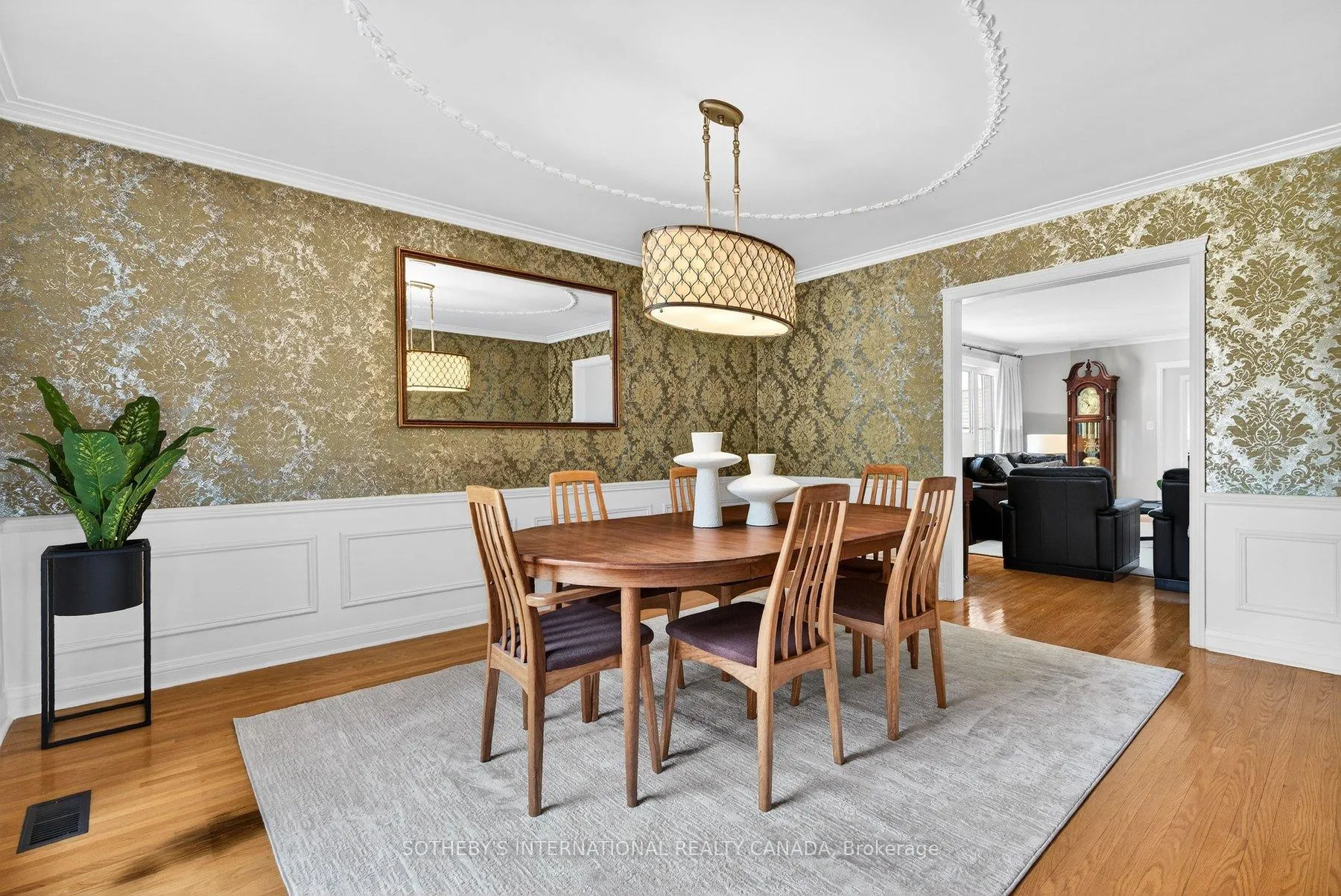 Photo 11 of 1582 Frontenac Place, Burlington, Tyandaga — HOMEH