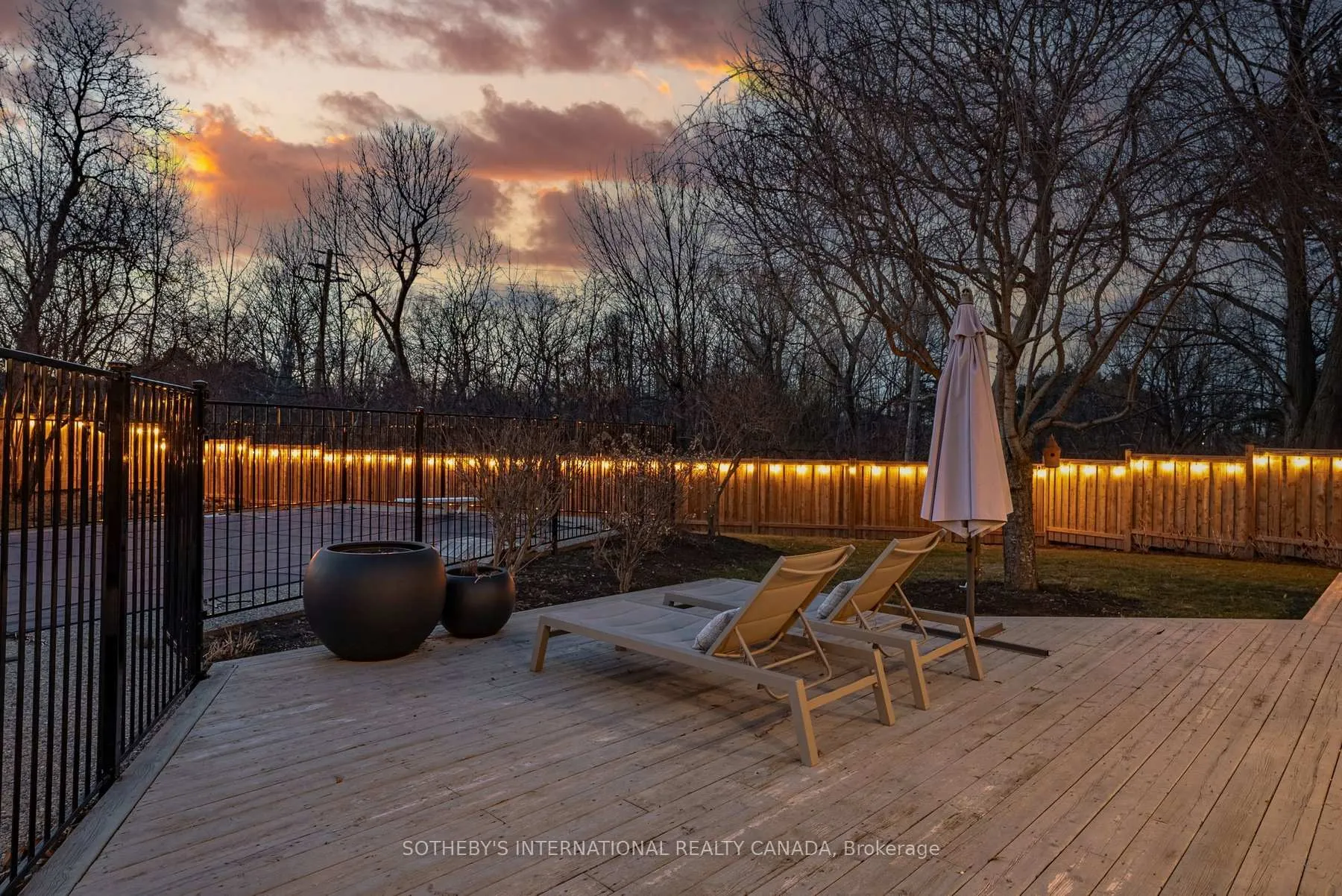 Photo 38 of 1582 Frontenac Place, Burlington, Tyandaga — HOMEH
