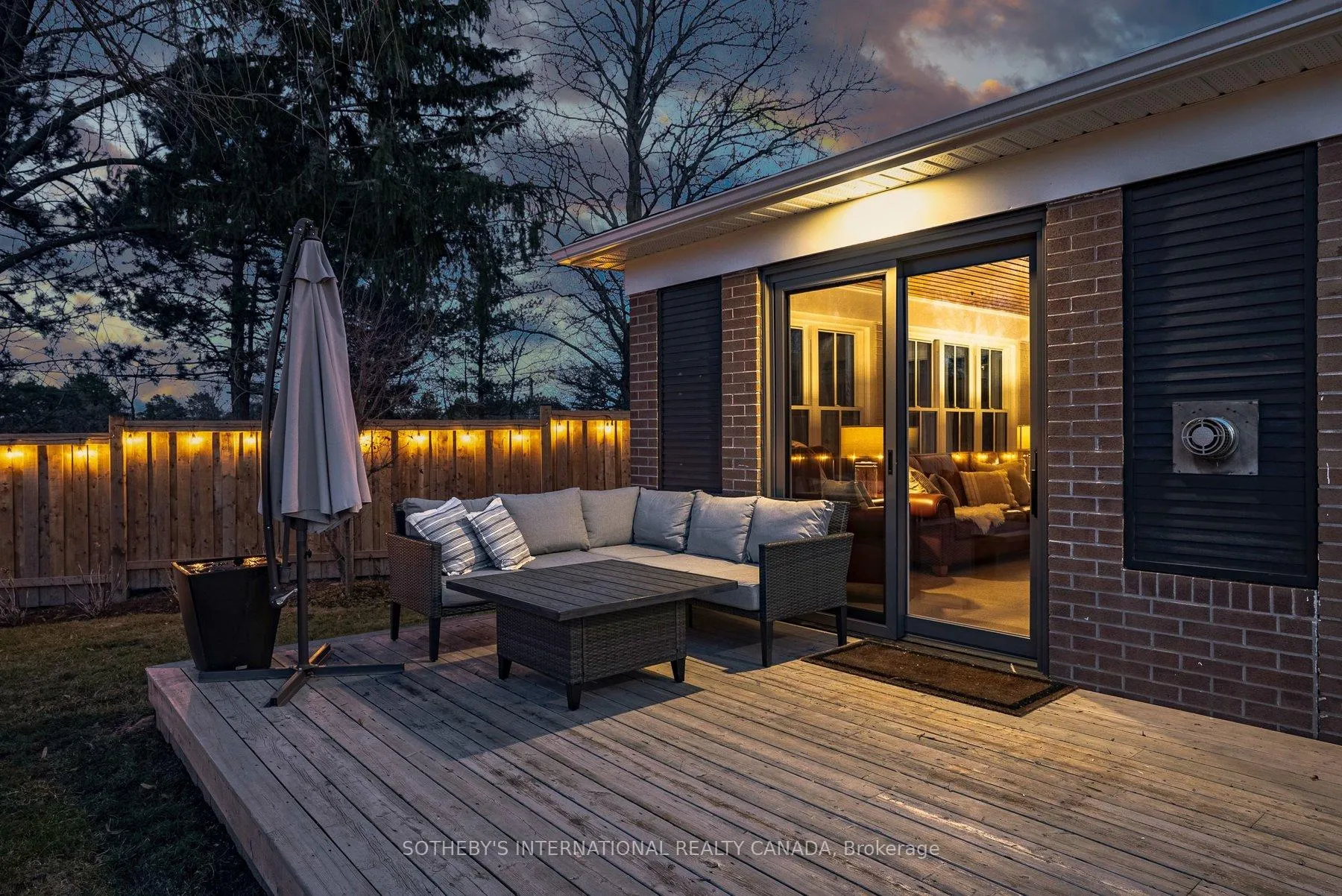 Photo 42 of 1582 Frontenac Place, Burlington, Tyandaga — HOMEH